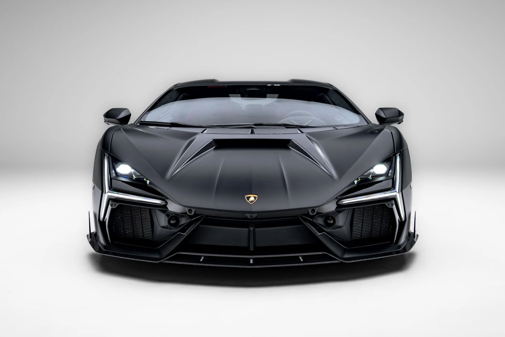 mph002_4125079839_Used_2024_Lamborghini_Revuelto_Mansory_1777411544_6565a43217