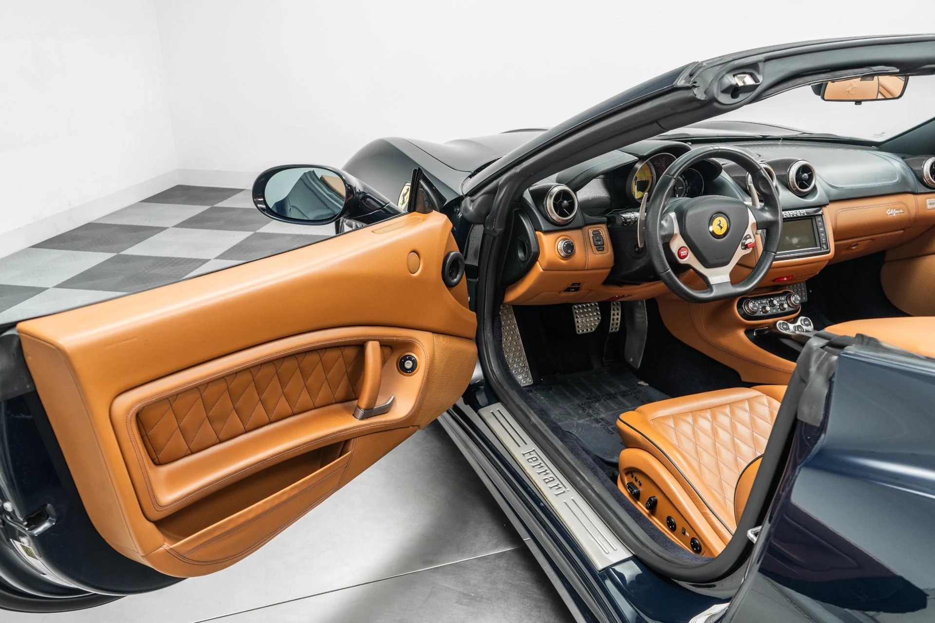 mph002_4125149999_Used_2010_Ferrari_California_1778622360_91933f58de