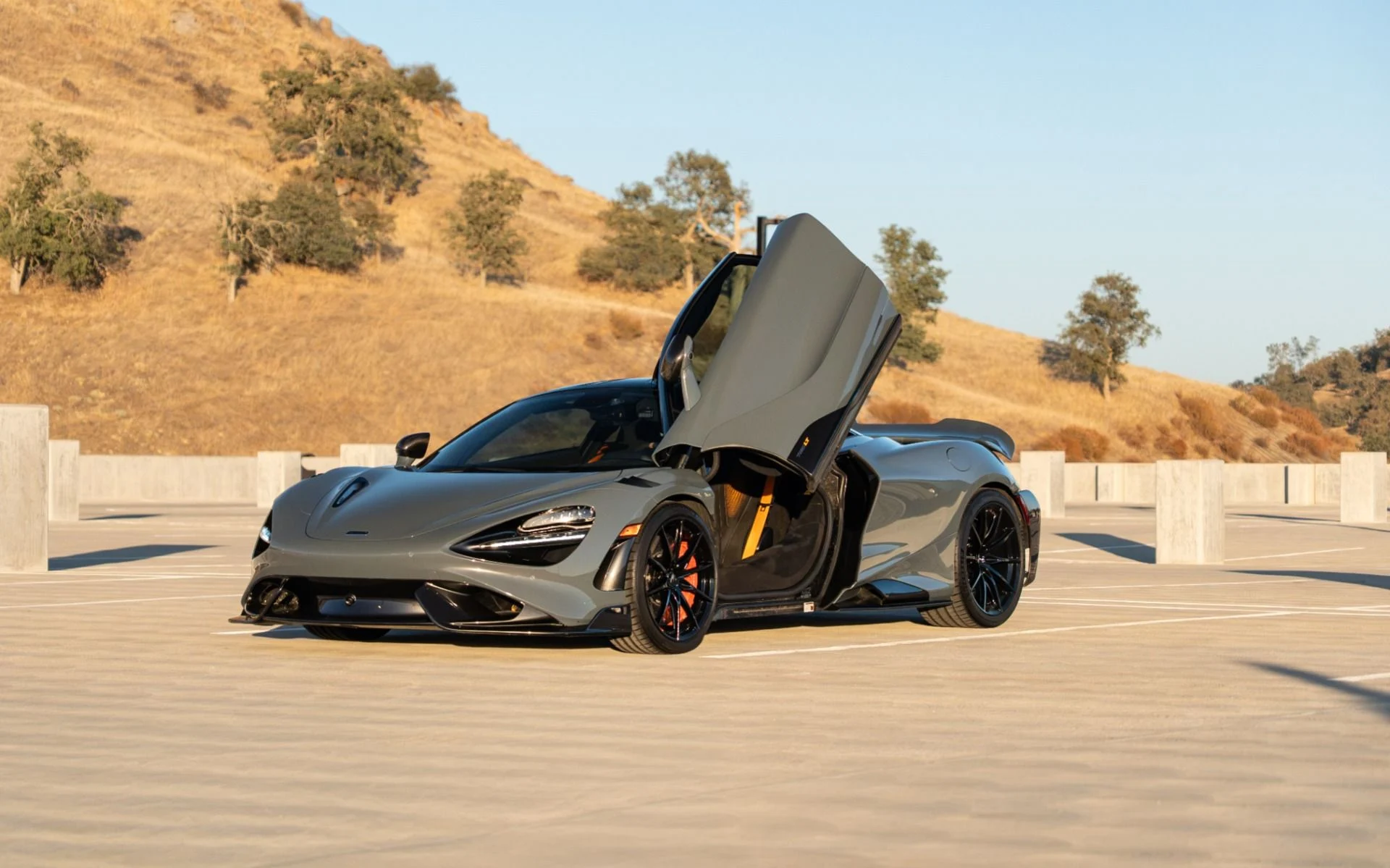 mph002_4128338358_Used_2021_Mc_Laren_765_LT_1785777554_963f487963