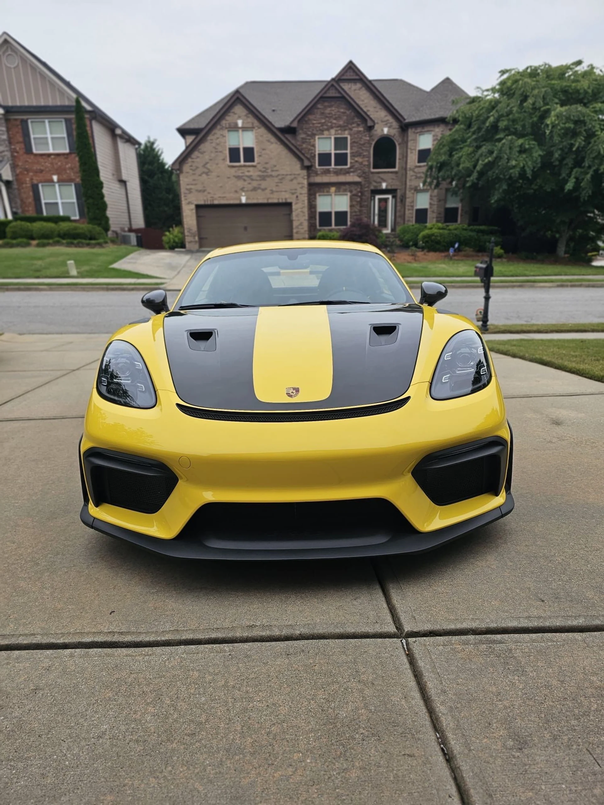 mph002_41297482_Used_2024_Porsche_718_Cayman_GT_4_RS_1778613243_81d379499b