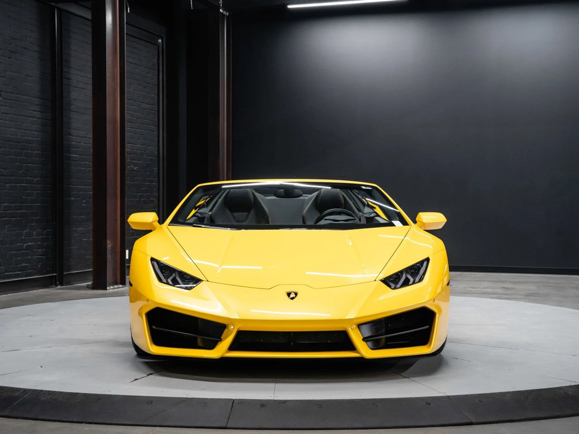 mph002_4130108261_lamborghini_huracan_2017_8cb3489b13