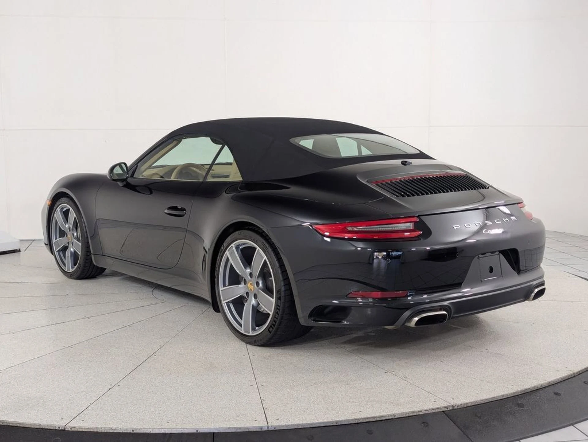 mph002_4133611819_91176750febad34b49e63e858473d10ax_abfc4264c7