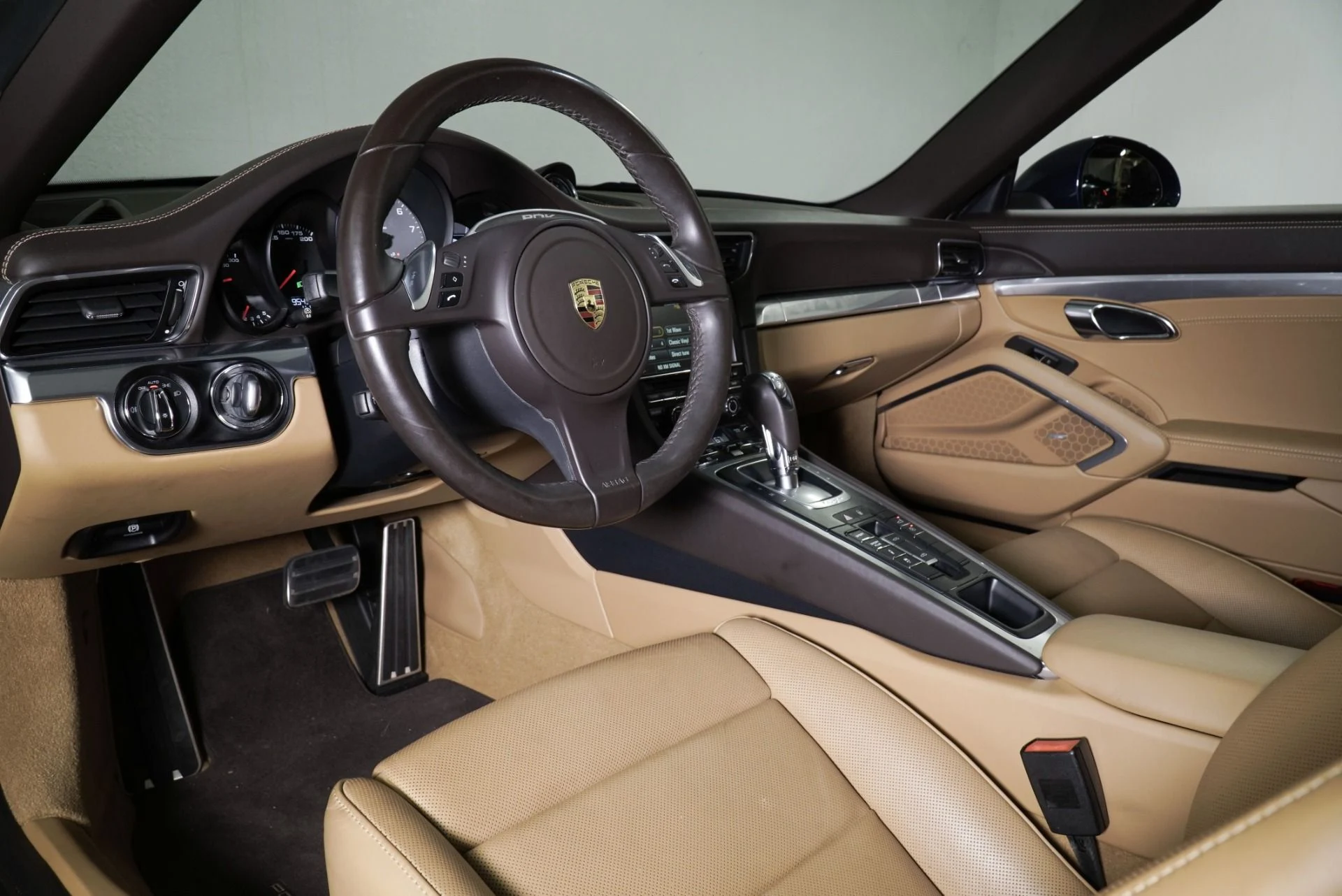 mph002_4161805470_Used_2016_Porsche_911_Targa_4_S_1764361768_4e31c268d8