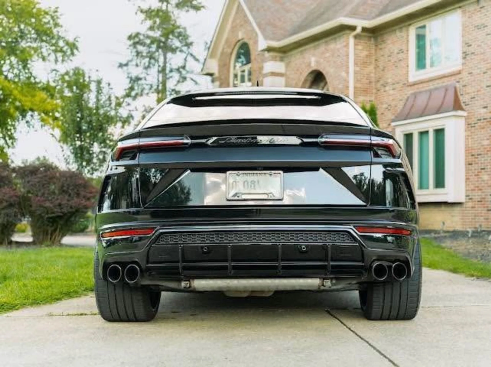 mph002_4162487968_Used_2020_Lamborghini_Urus_1757017015_6bdbef1001