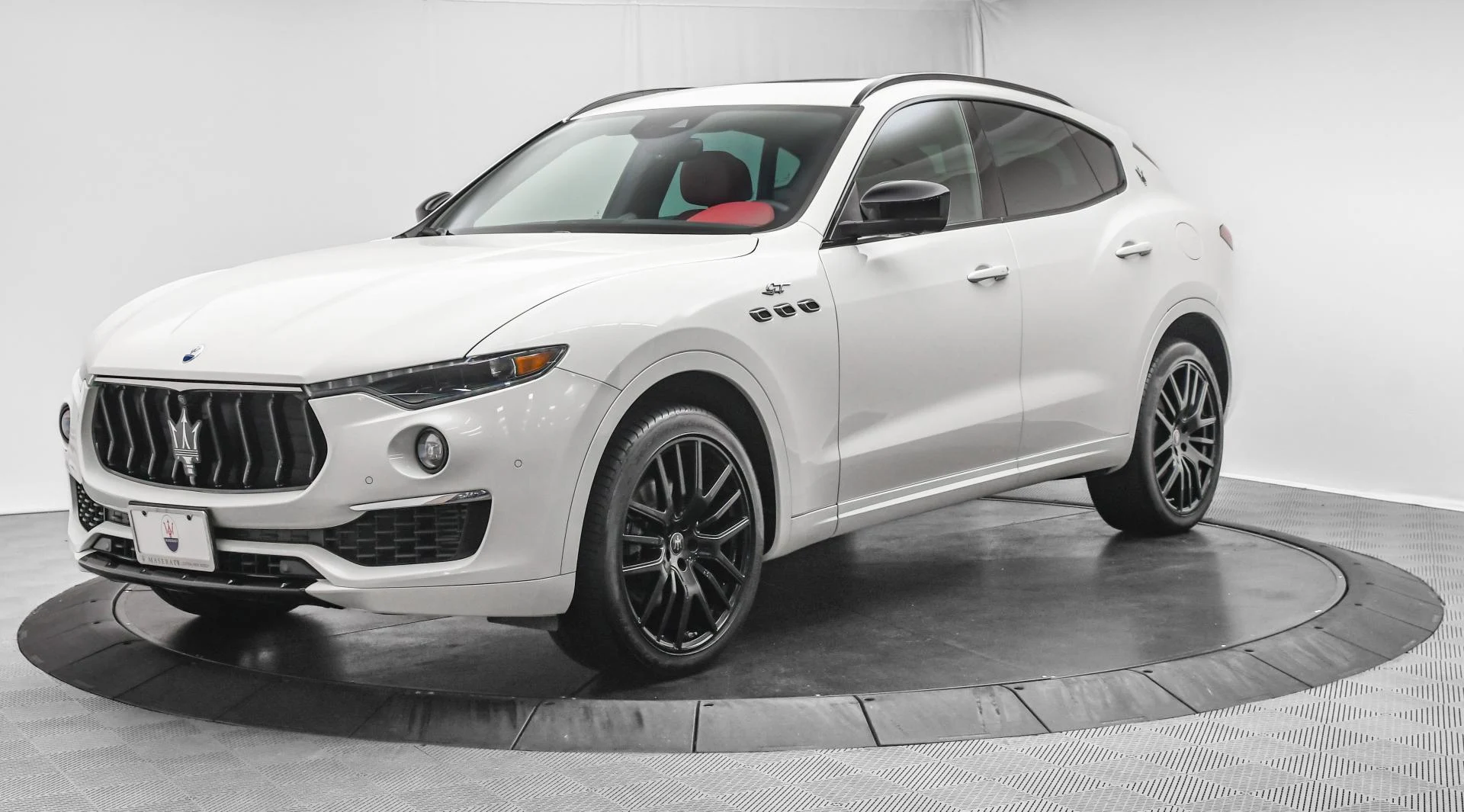 mph002_4169220281_Used_2022_Maserati_Levante_GT_1755331881_78803c2bfd