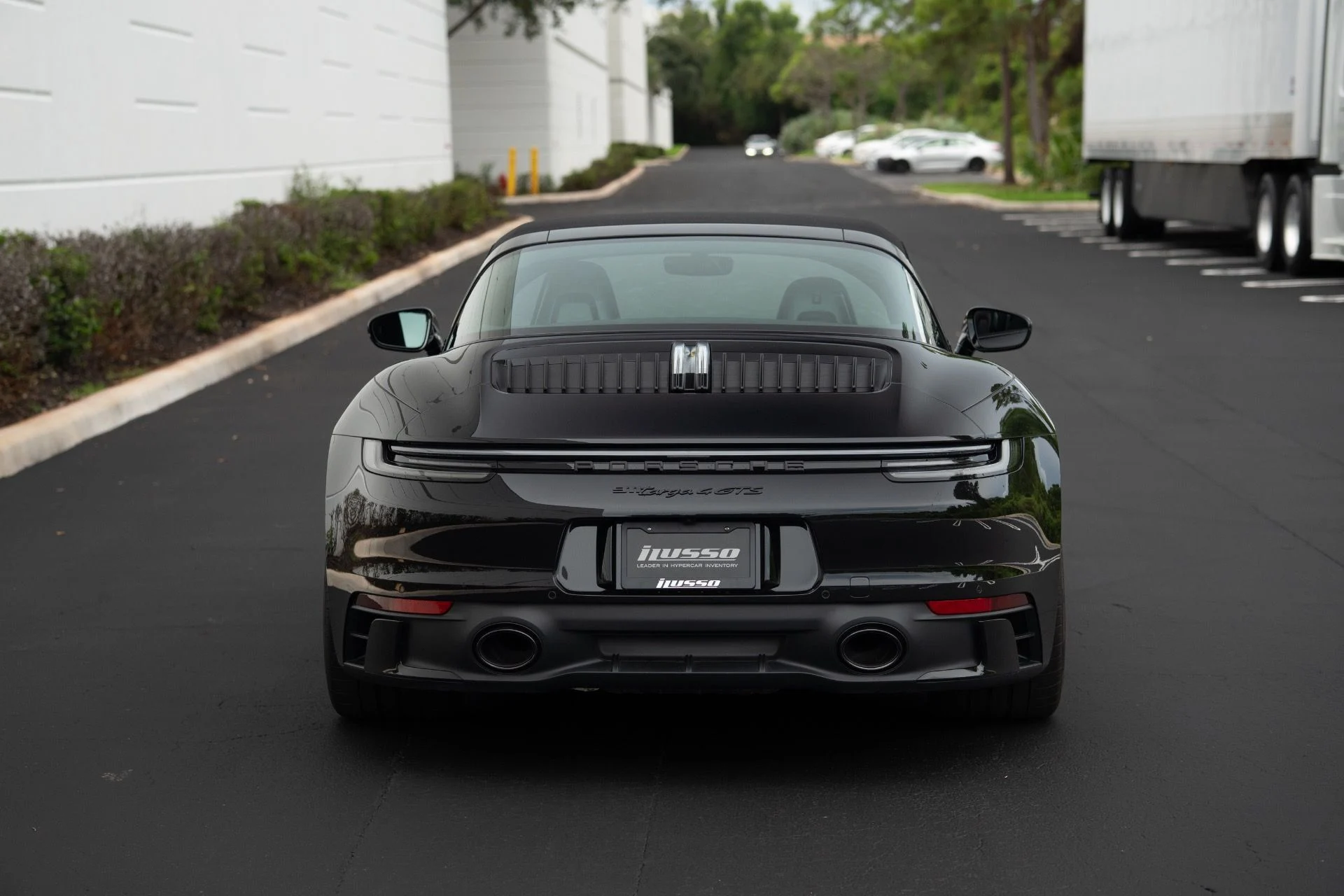 mph002_4170503822_Used_2024_Porsche_911_Targa_4_GTS_1758664261_9fb060cf19