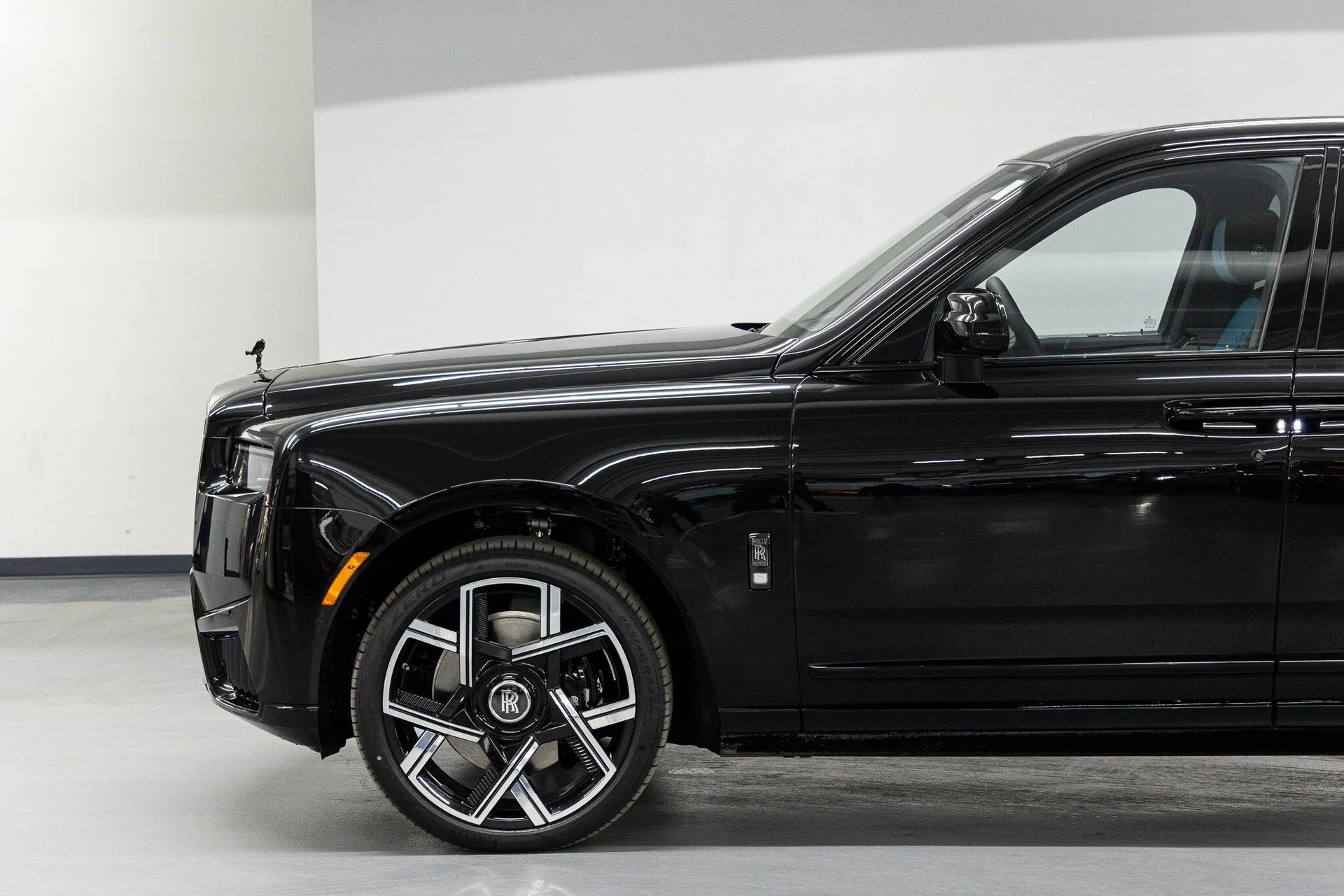 mph002_4173503591_2cf44ab5b9f64ee7d8541b510909b825x_017f410a66