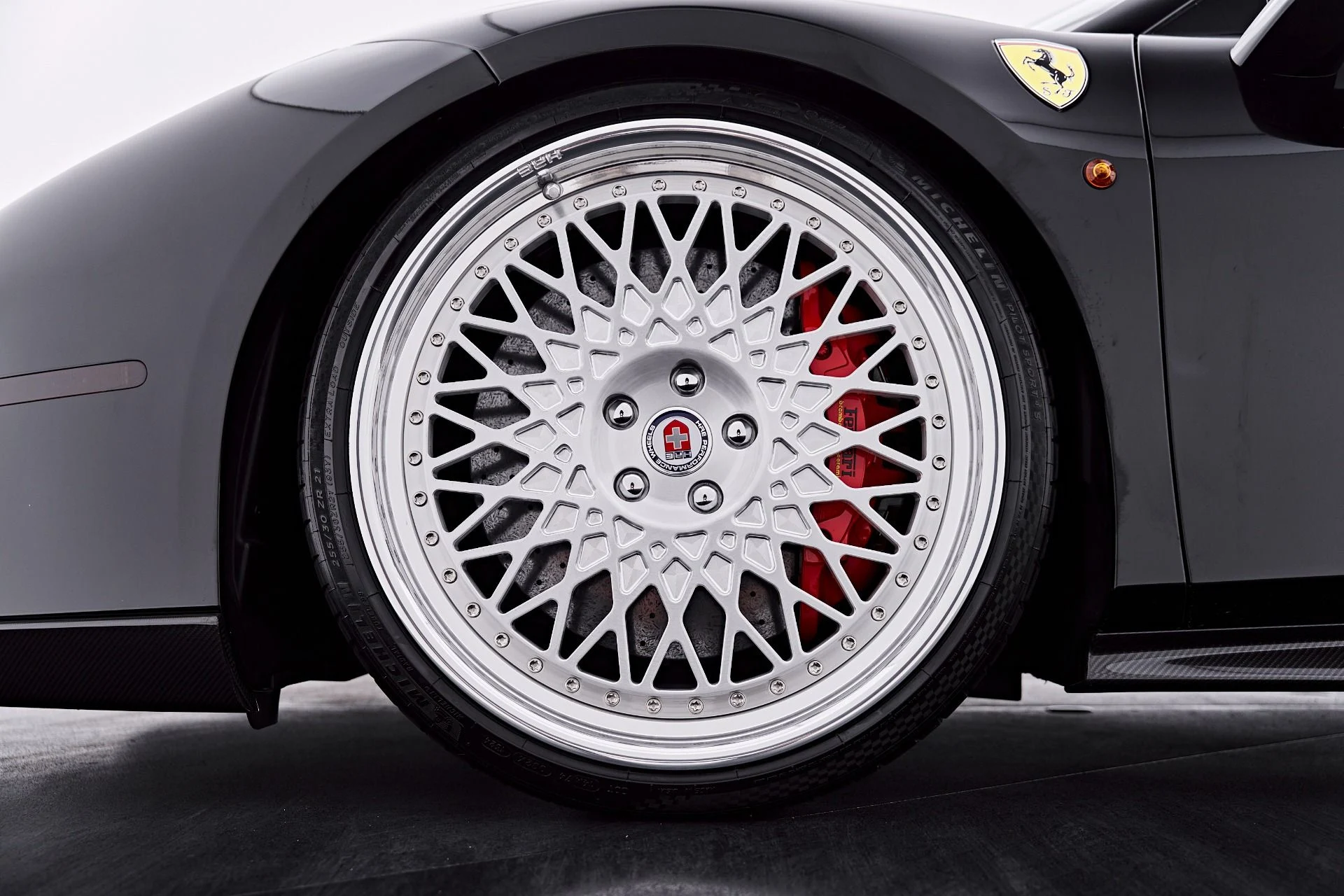 mph002_4177751061_Used_2018_Ferrari_488_Spider_Base_1786671497_dbc48d5f39