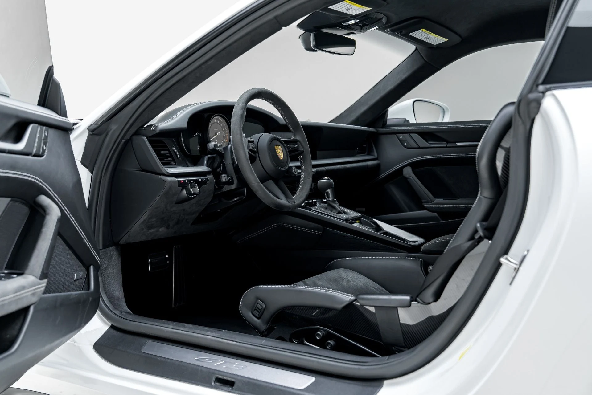 mph002_4177938839_Used_2022_Porsche_911_GT_3_1787159802_f10427cc8d