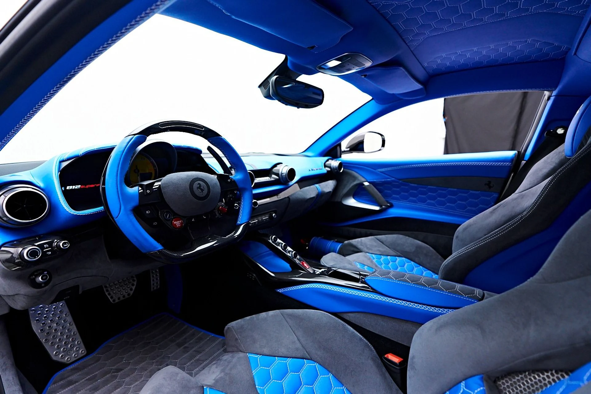 mph002_4188728728_Used_2019_Ferrari_812_Superfast_Base_1744648601_59e3fda8f9