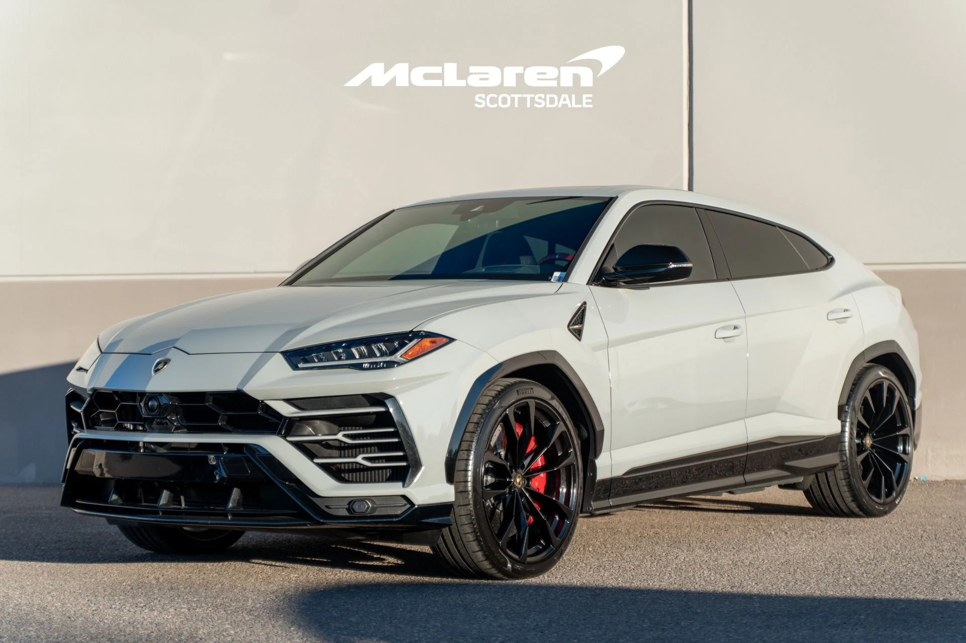 mph002_4195866470_Used_2021_LAMBORGHINI_URUS_1765671220_f4f9cb8551