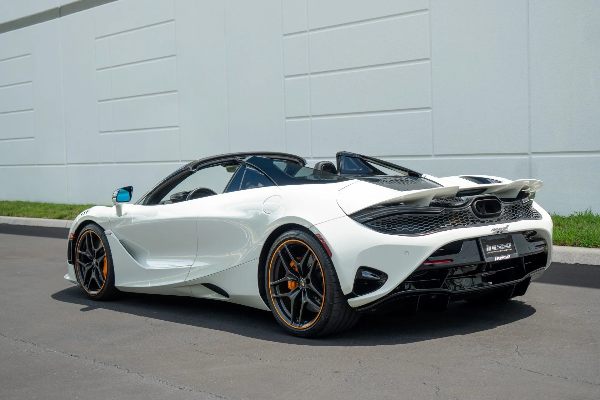 mph002_4196584994_Used_2024_Mc_Laren_750_S_Spider_1755900989_661fea4600