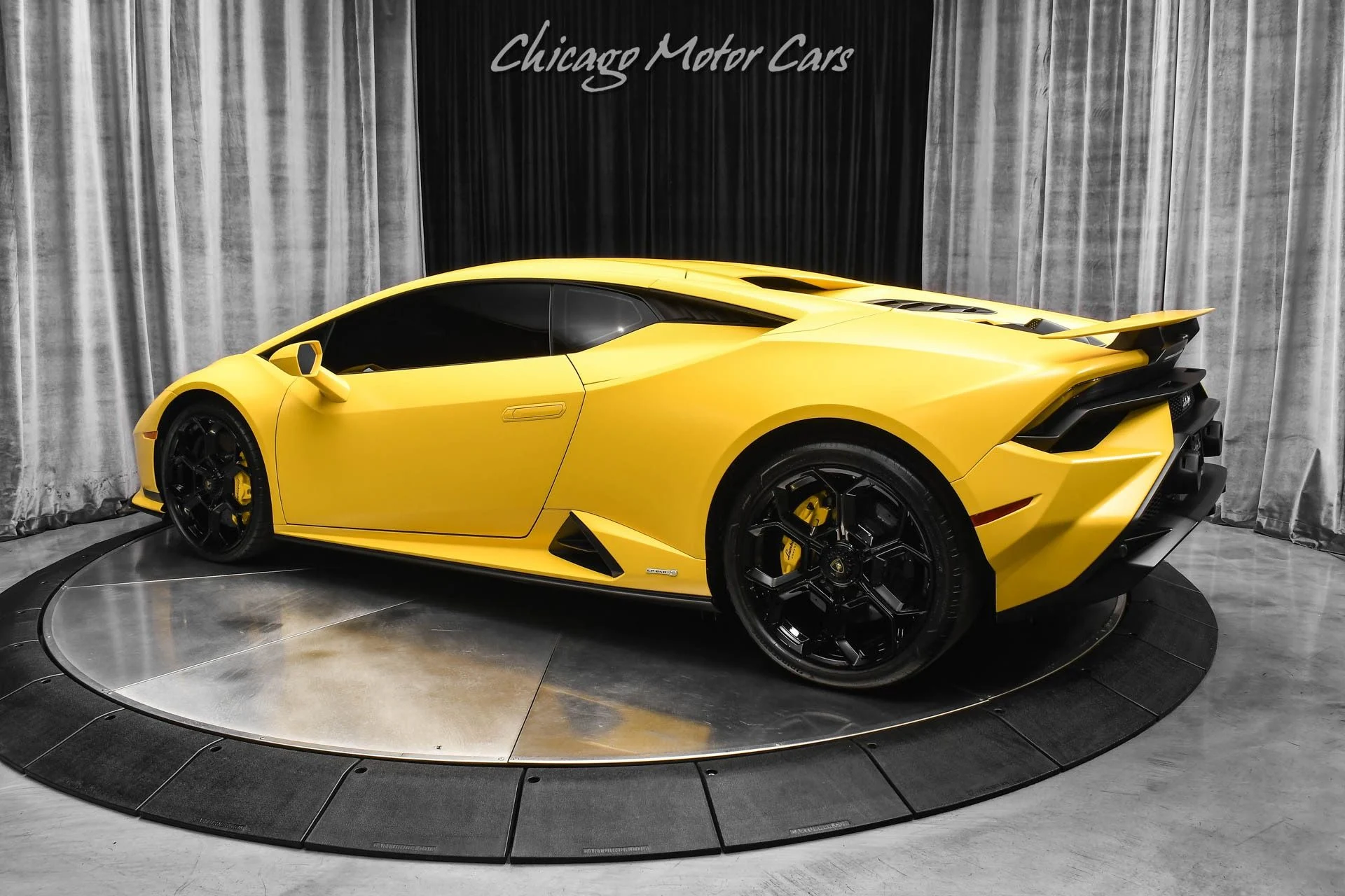 mph002_4201169493_12698_p3_l_db174f93ba