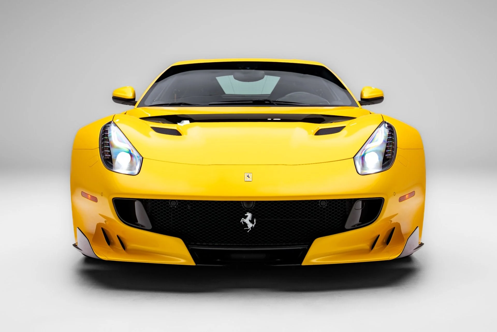 mph002_4211330218_Used_2017_Ferrari_F12tdf_1777399921_74672ca58f