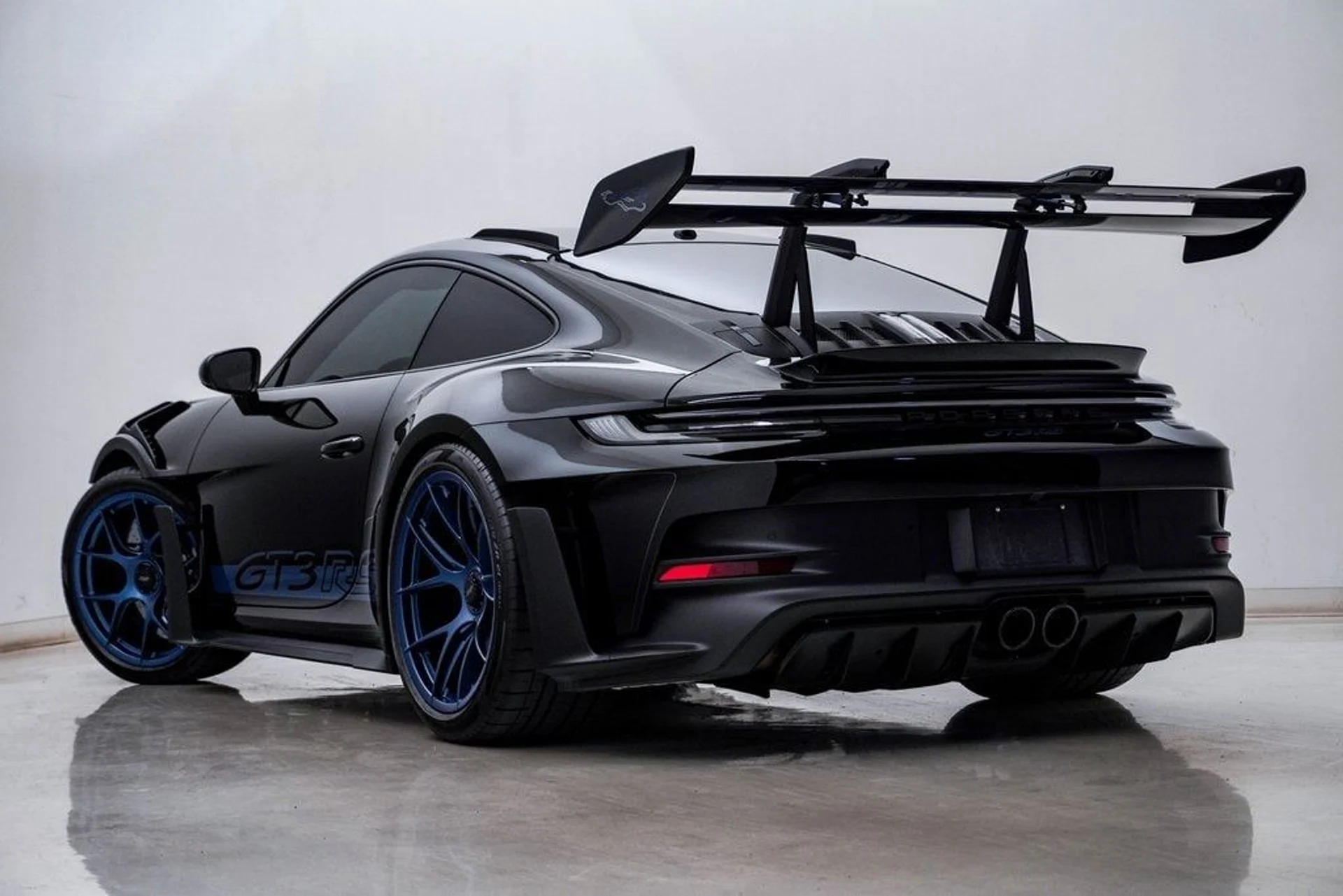 mph002_4214074314_0404a5dc5b27e42937eea542c35bef2cx_c335b4cf0a