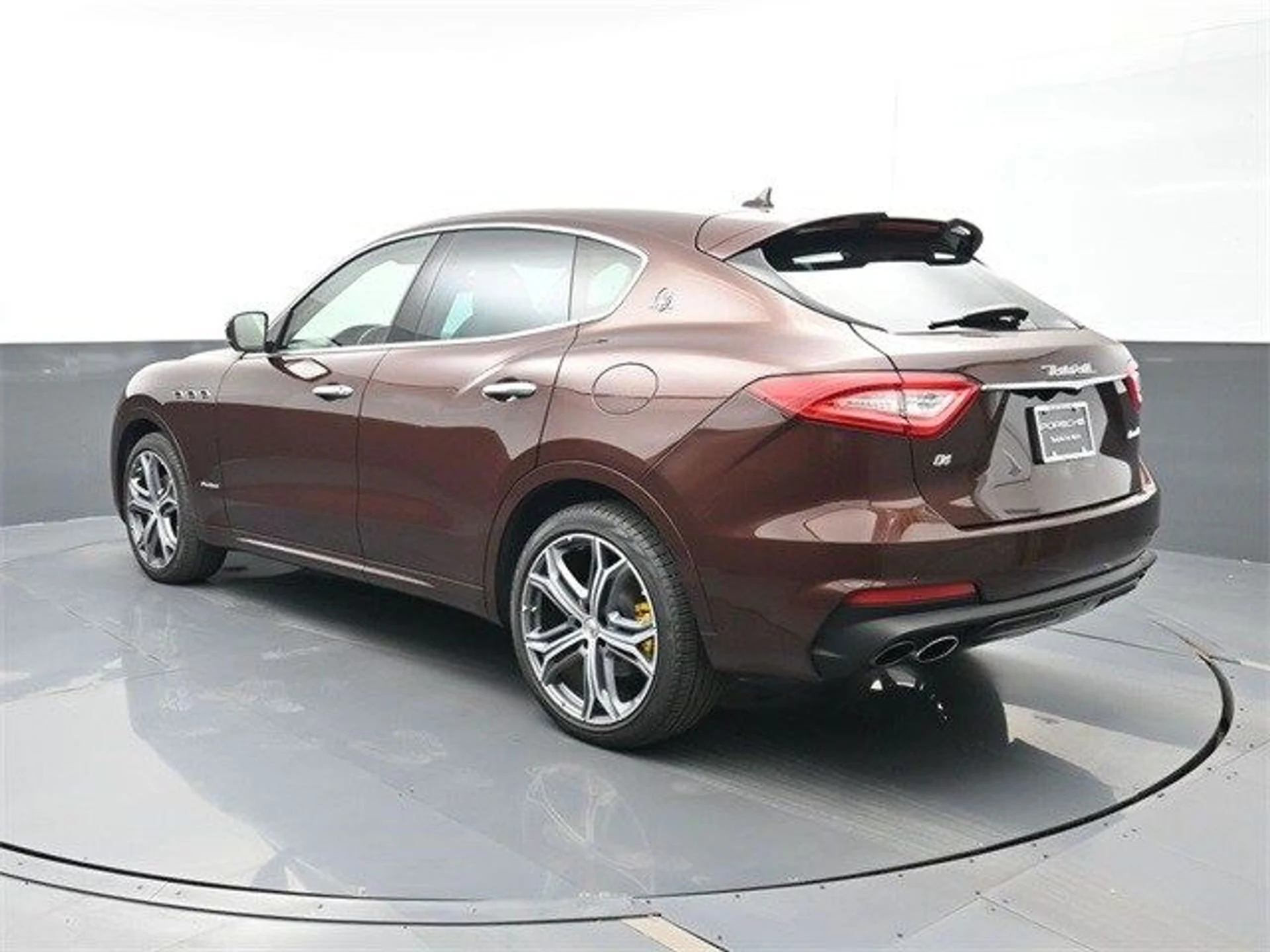 mph002_4226793609_f693b9c2552b67a4c2b2d19900627fcbx_02729e34fe