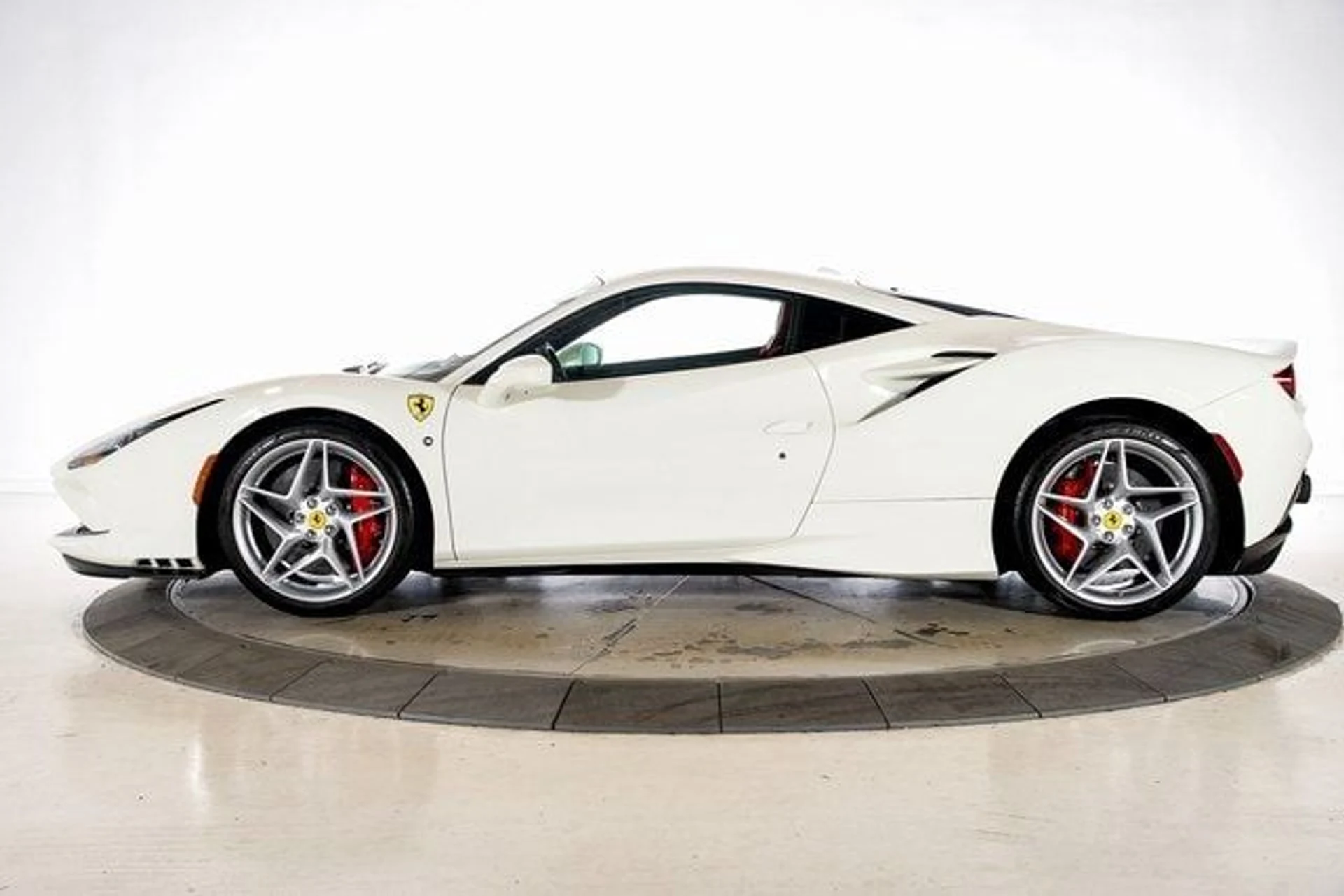 mph002_42291138_6c612bb4ad9a9203ff34345b444728cax_7e8989e25b