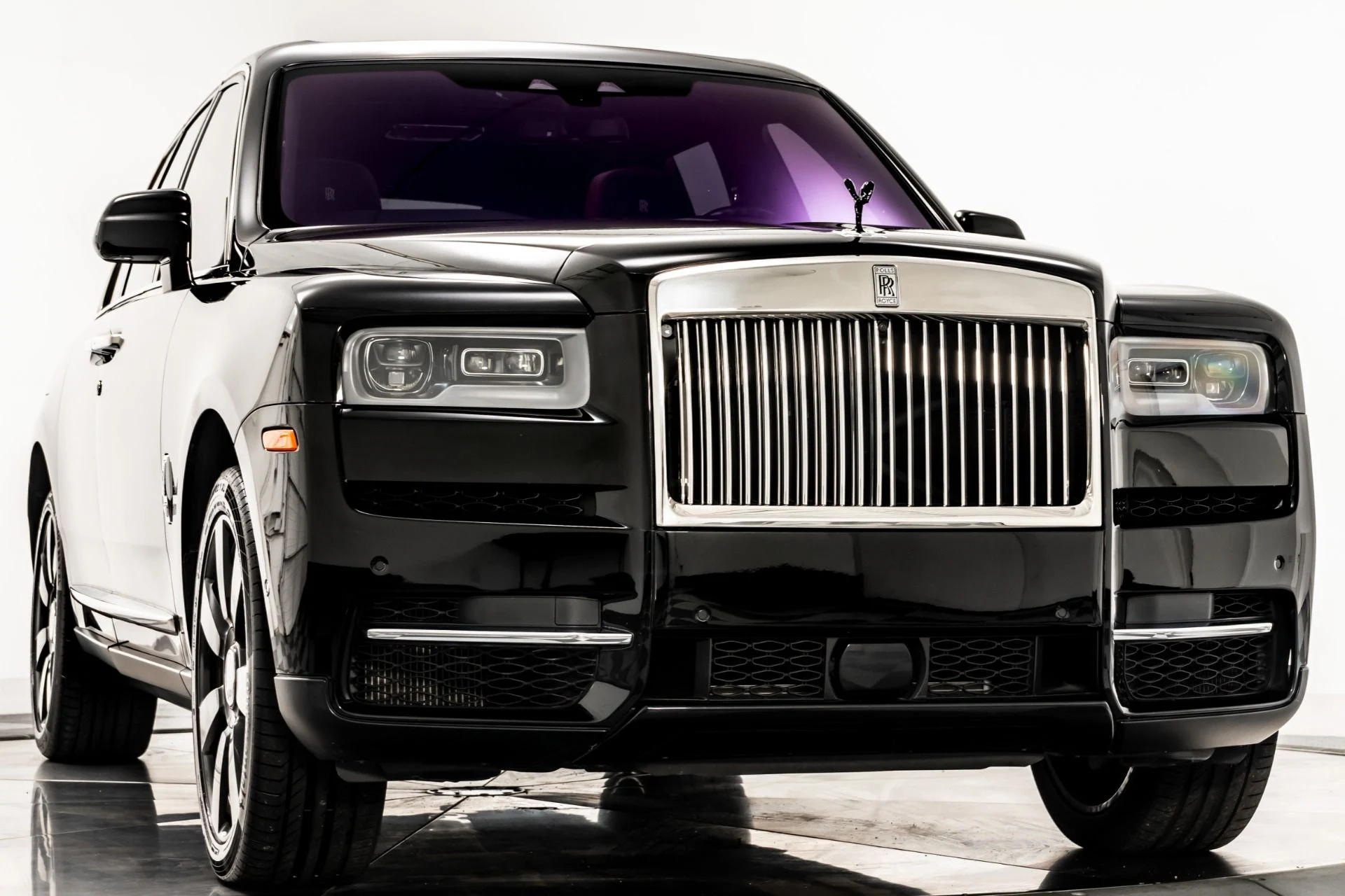 mph002_4231813997_Used_2020_Rolls_Royce_Cullinan_Two_Tone_Interior_Driver_Assistance_Systems_1780337352_39d263e308