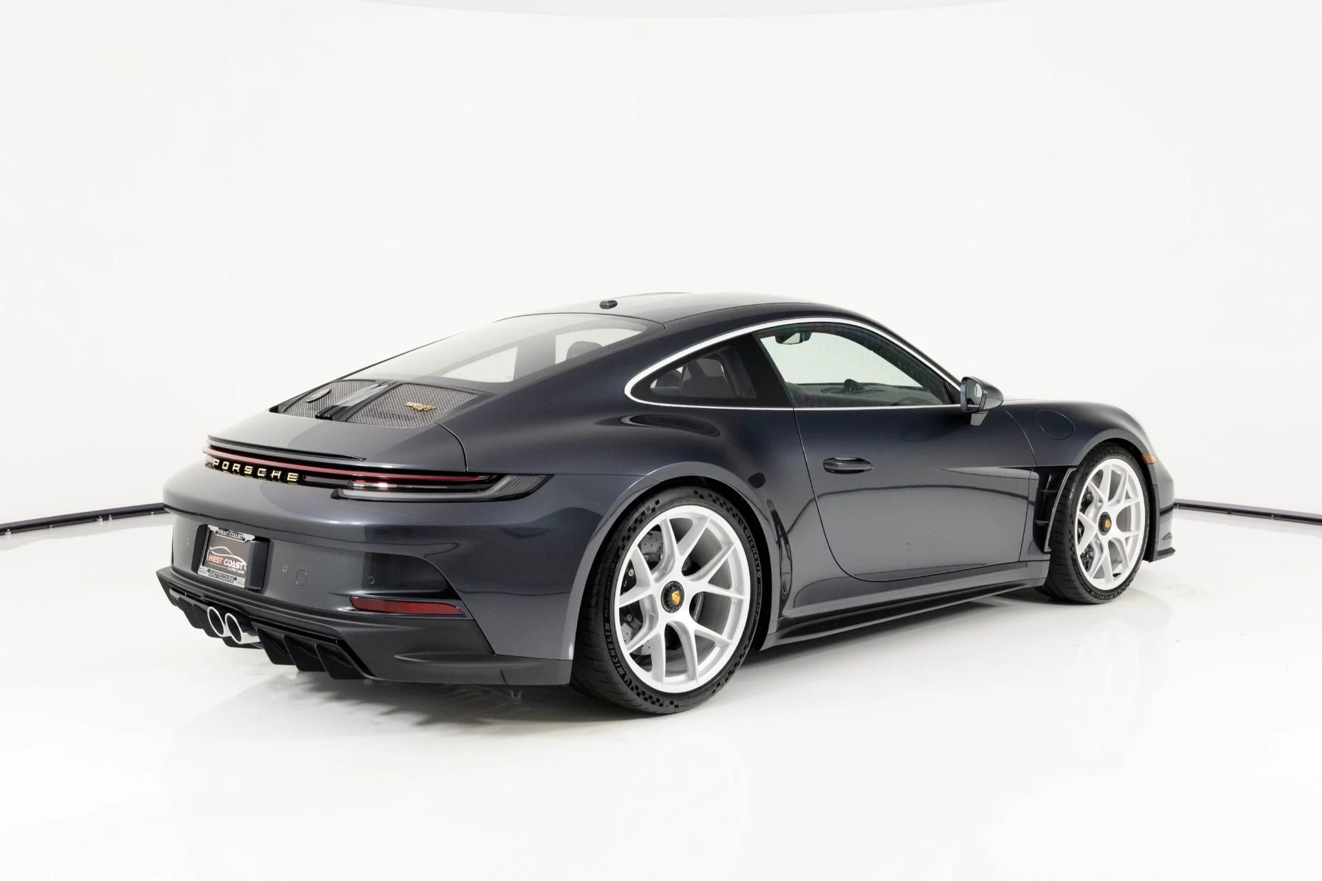 mph002_4237891746_Used_2024_Porsche_911_ST_1761006431_c28a8bad64