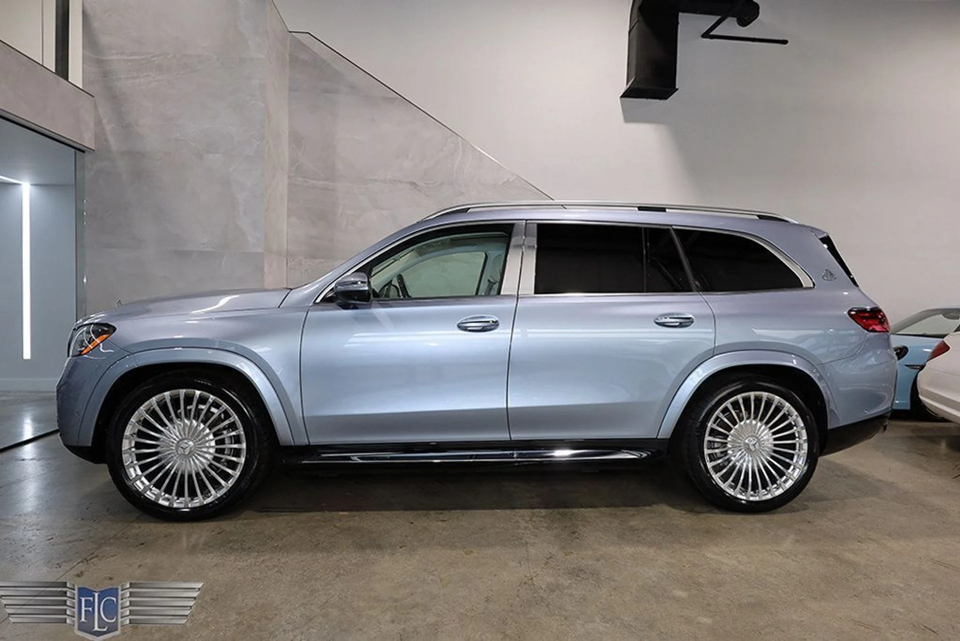 mph002_424537452_used_2025_mercedes_benz_gls_maybachgls6004maticsuv_6305_23033193_3_1024_78396d5653