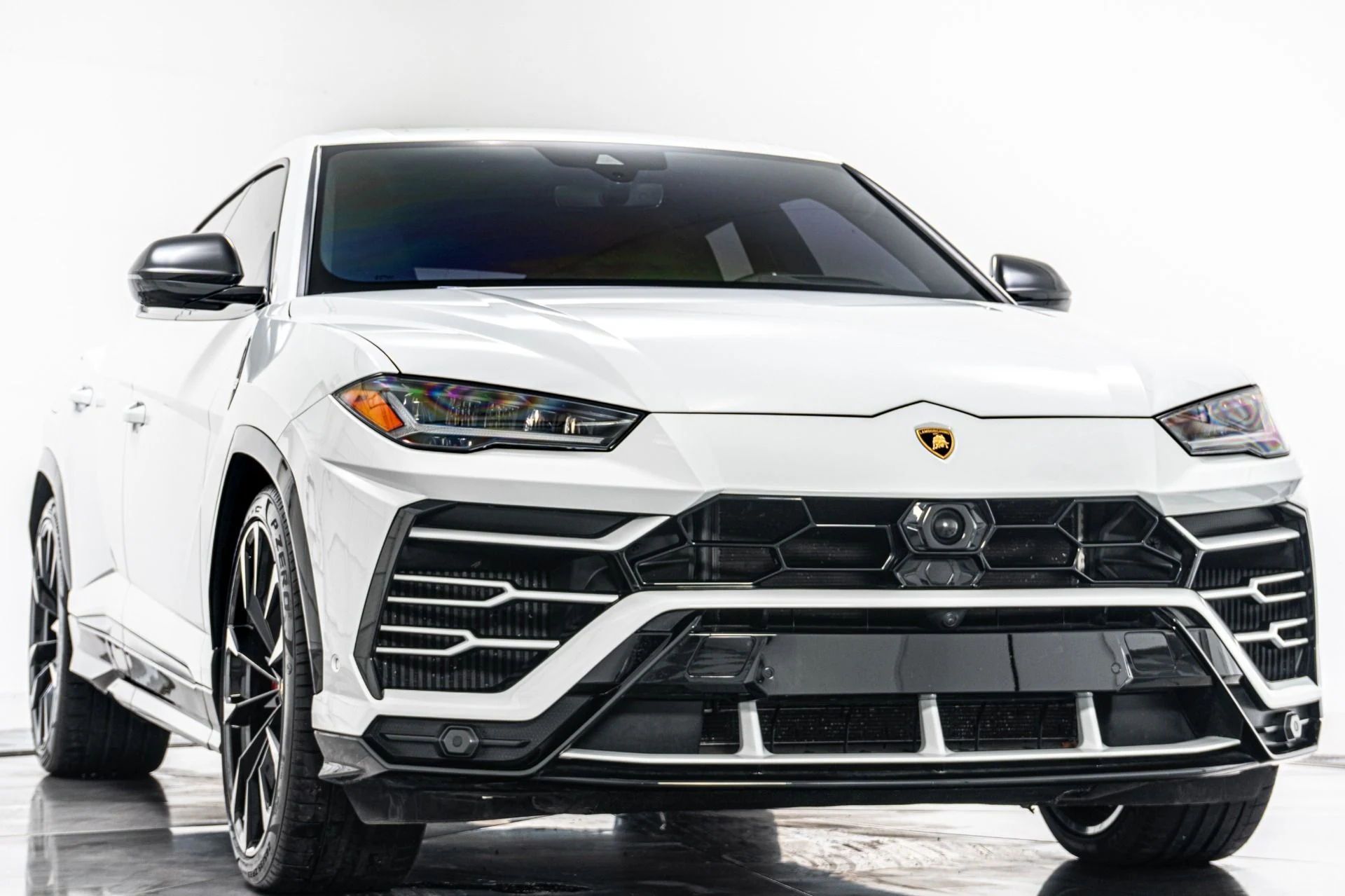 mph002_4253307202_Used_2021_Lamborghini_Urus_Bang_and_Olufsen_Audio_Two_Tone_Interior_641_Horsepower_1773860440_db614eede7