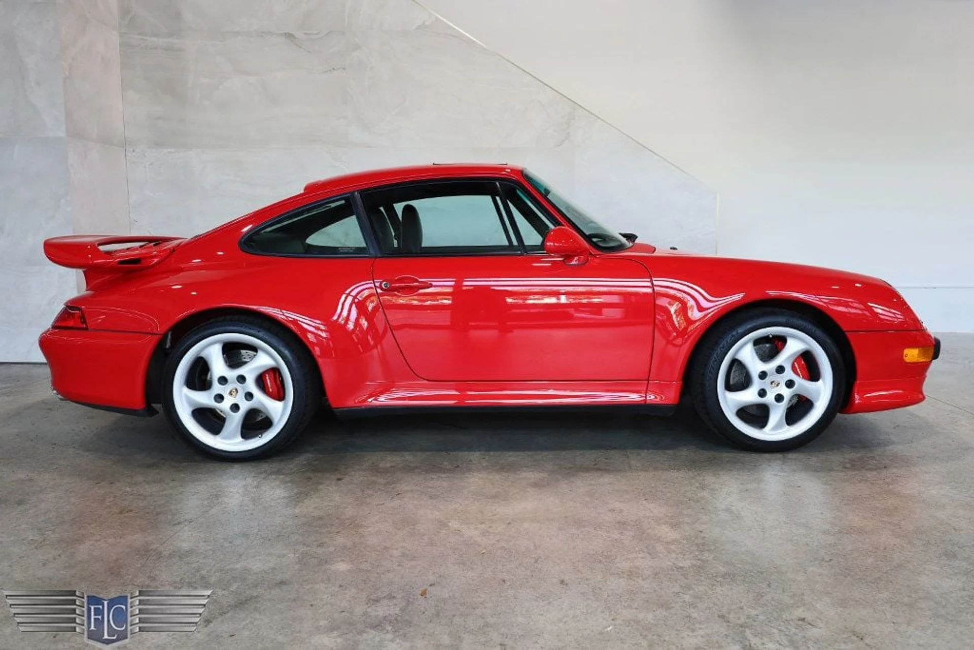 mph002_426016163_used_1998_porsche_911_carrera_4_2drcoupecarrera4s_9689_22929030_3_1024_5f42940a7d