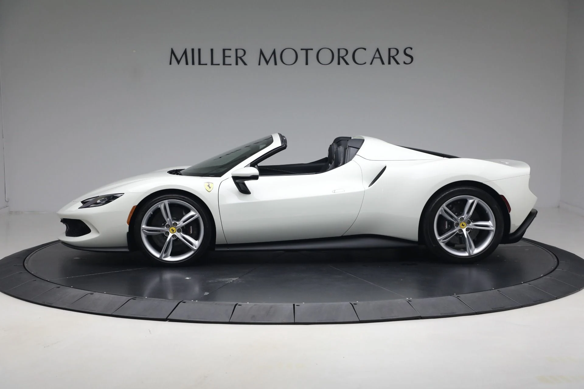 mph002_4268758511_Used_2025_Ferrari_296_GTS_1780951812_cbb23cc5ce
