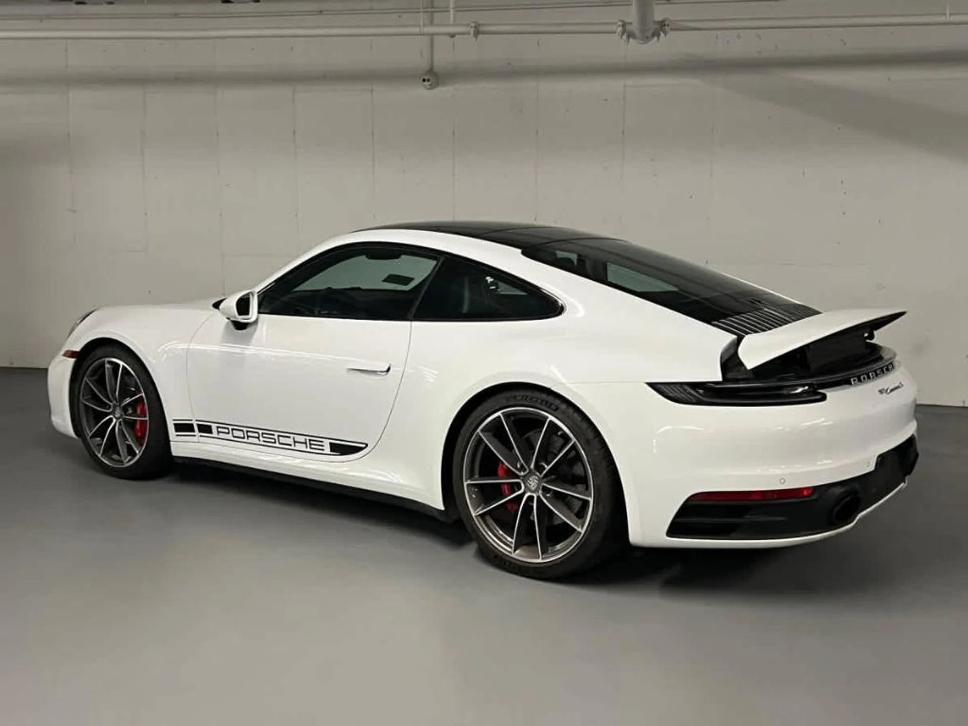 mph002_4287521947_a_R_Omzdqstz_CAR_S75s8_Ca9od6_Fs_f2a2c3c2c0