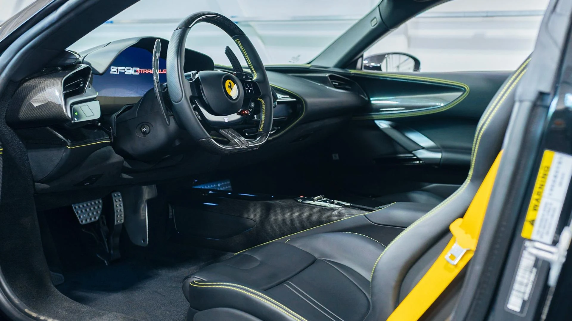 mph002_4287528490_Used_2023_Ferrari_SF_90_Stradale_Base_1791546634_8a5826320f
