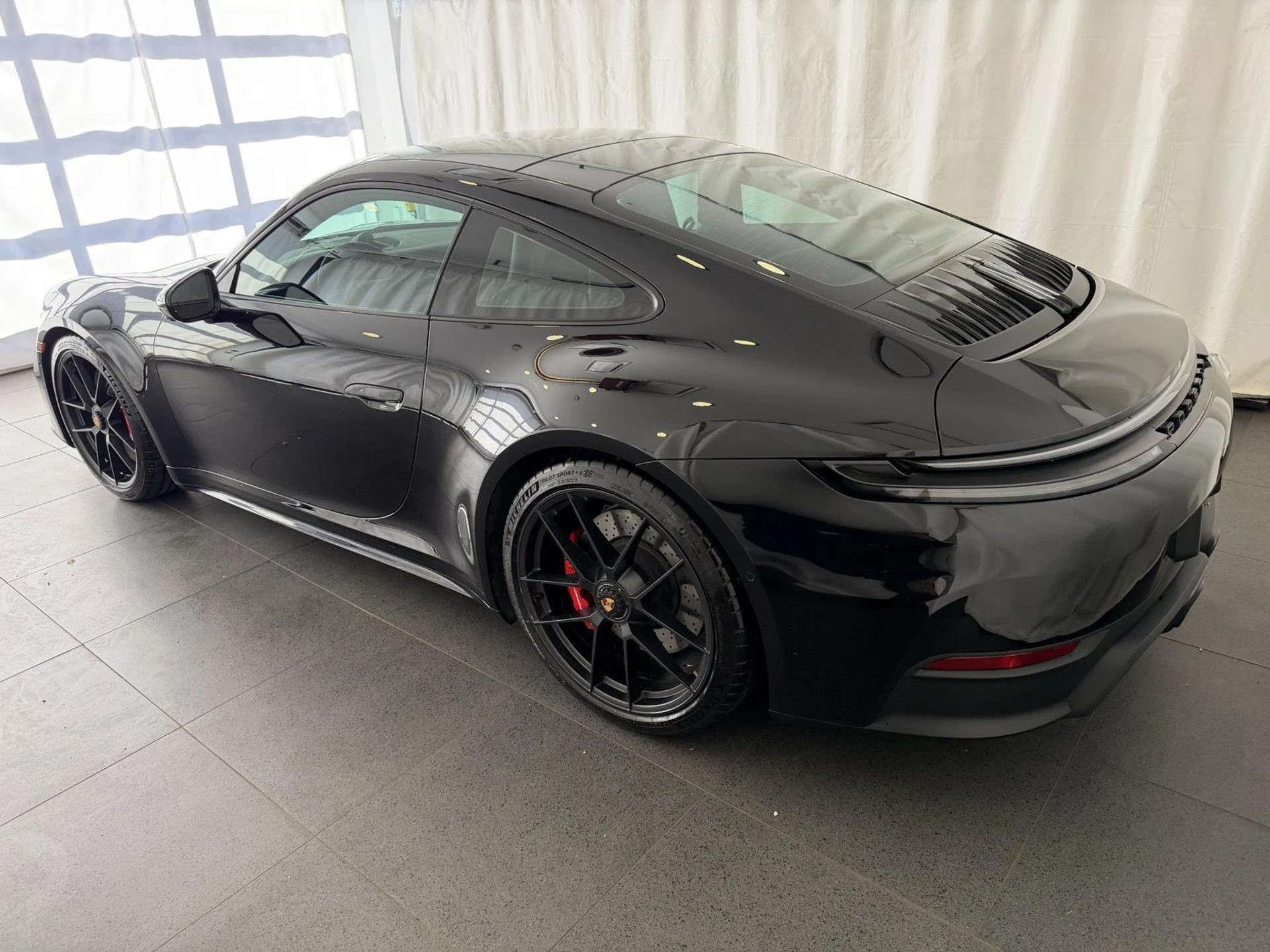 mph002_4287678464_c9d6753be2ef1e968f84f029a0a251edx_6904faf90c