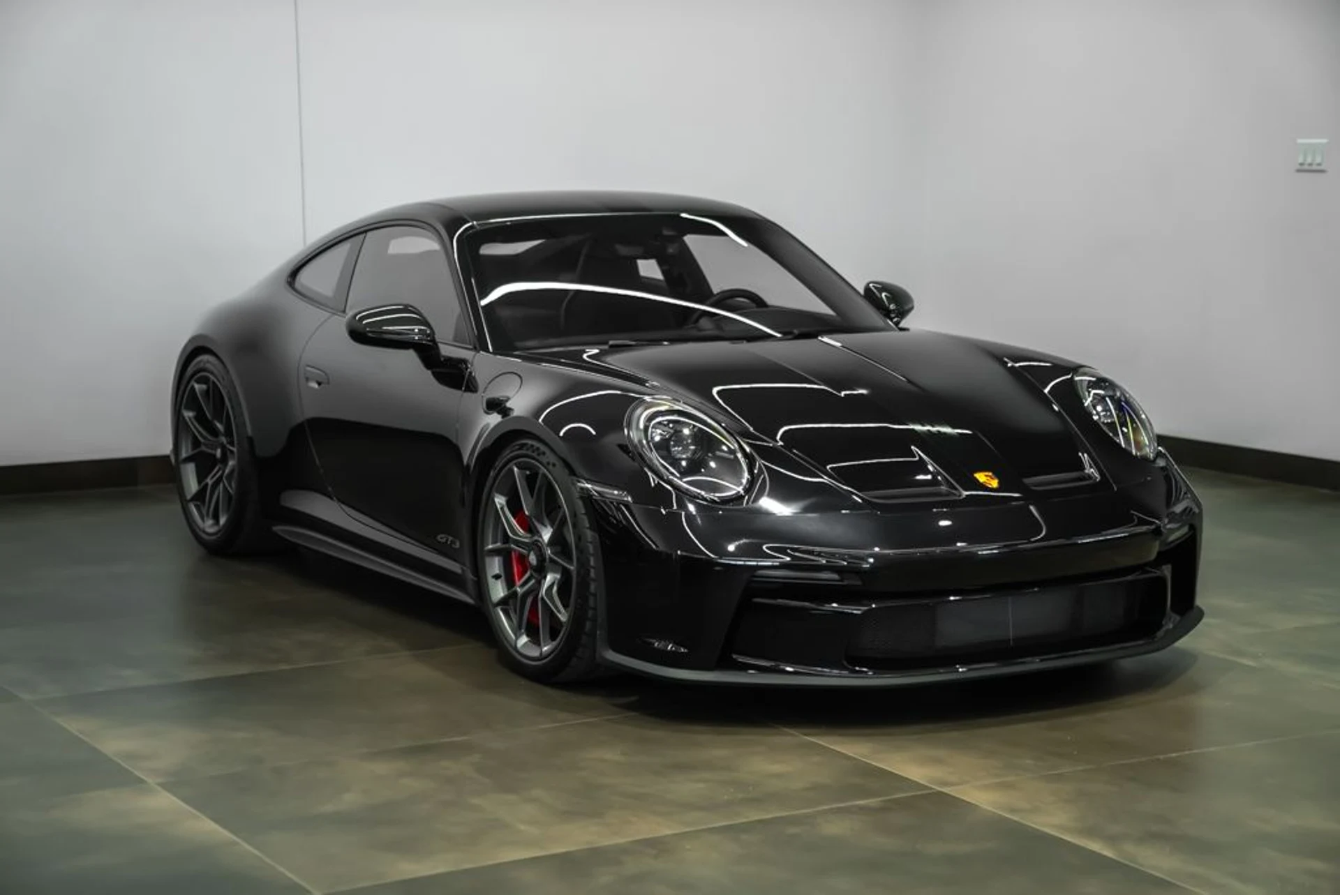 mph002_428784945_porsche_911_2024_jpg_v_1781715934_bcbf063d93