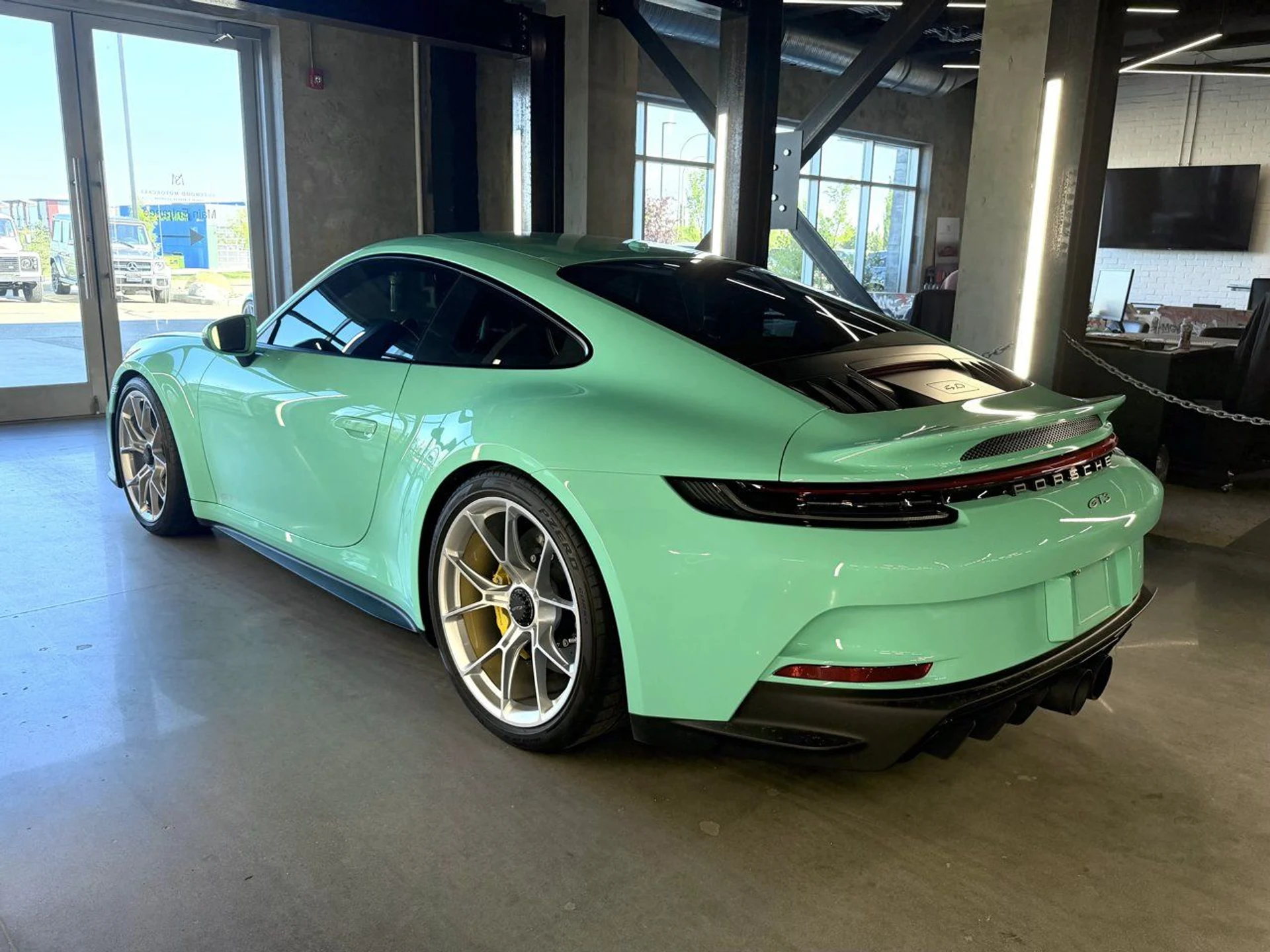 mph002_4292109220_porsche_911_2022_0bfa333c77