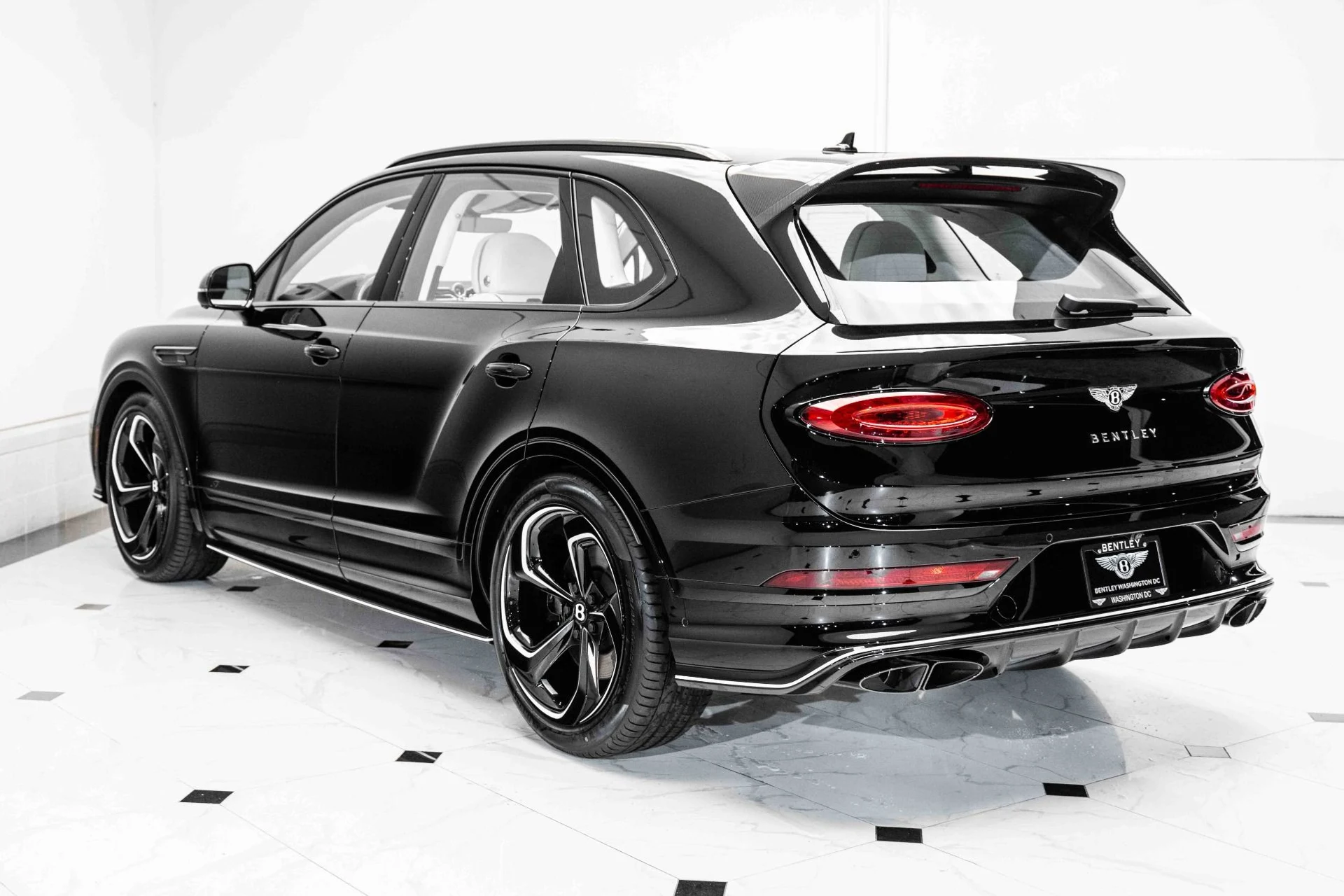 mph002_429411333_Used_2024_Bentley_Bentayga_S_V8_1721581945_d6020a1641