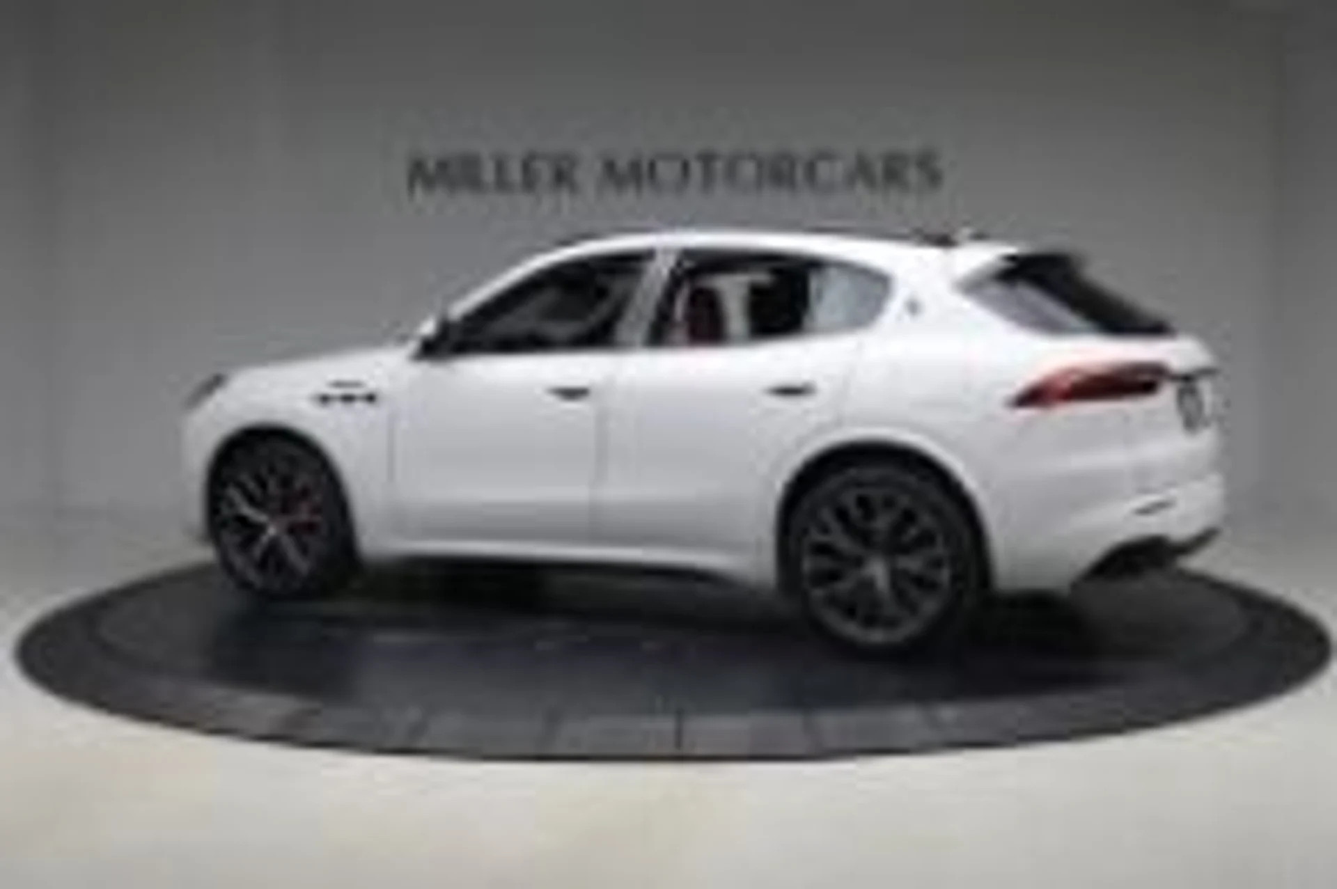 mph002_4294288613_New_2026_Maserati_Grecale_Modena_V6_1777494779_227874cda2