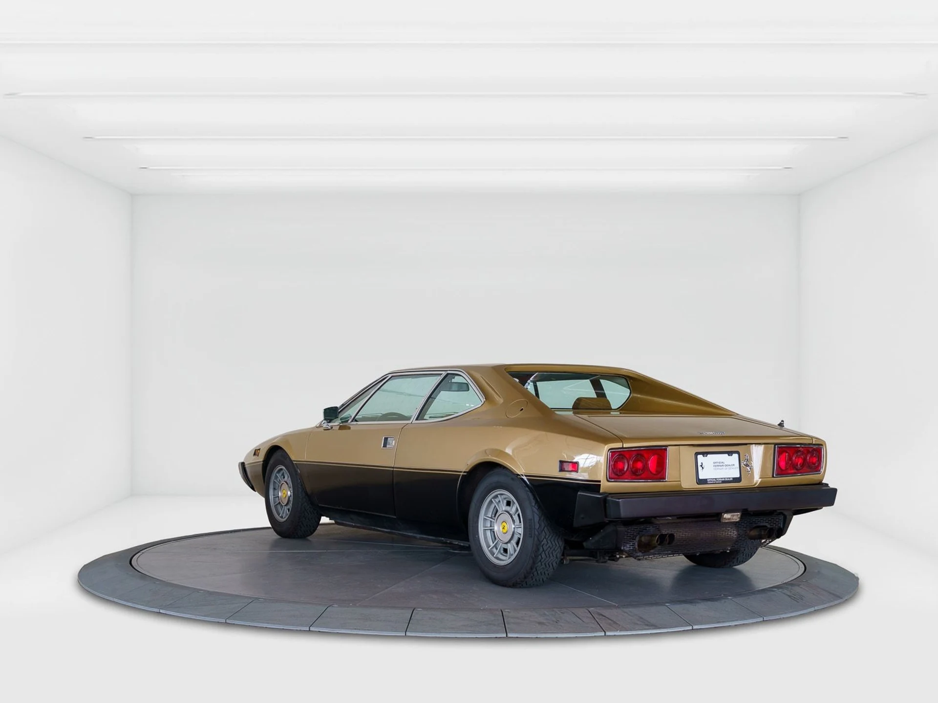 mph002_451258826_4d7a070867673f1dace473b0baff7e87x_e5e7fc8932