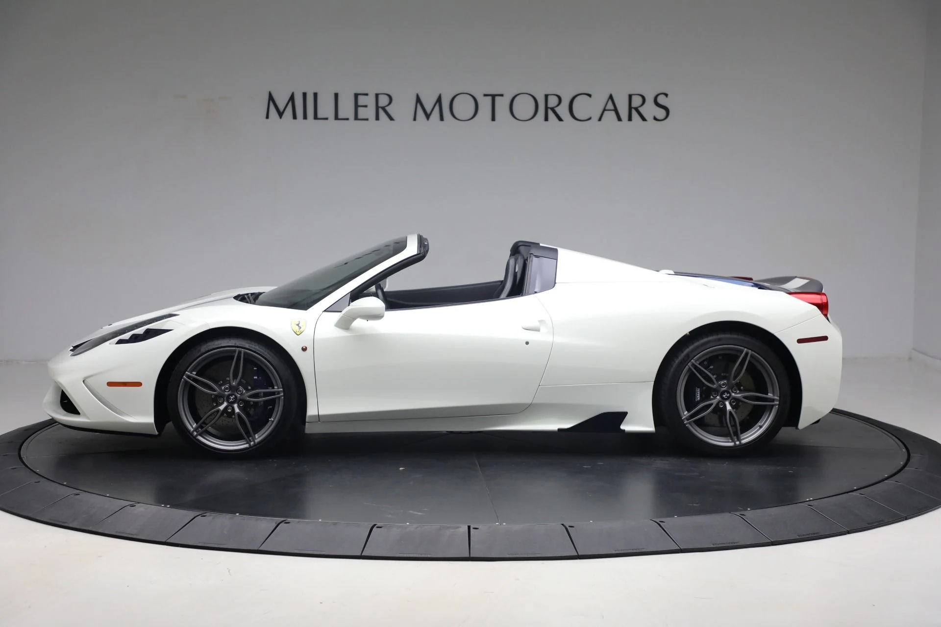 mph002_464300608_Used_2015_Ferrari_458_Speciale_1738699258_1d830a5f13