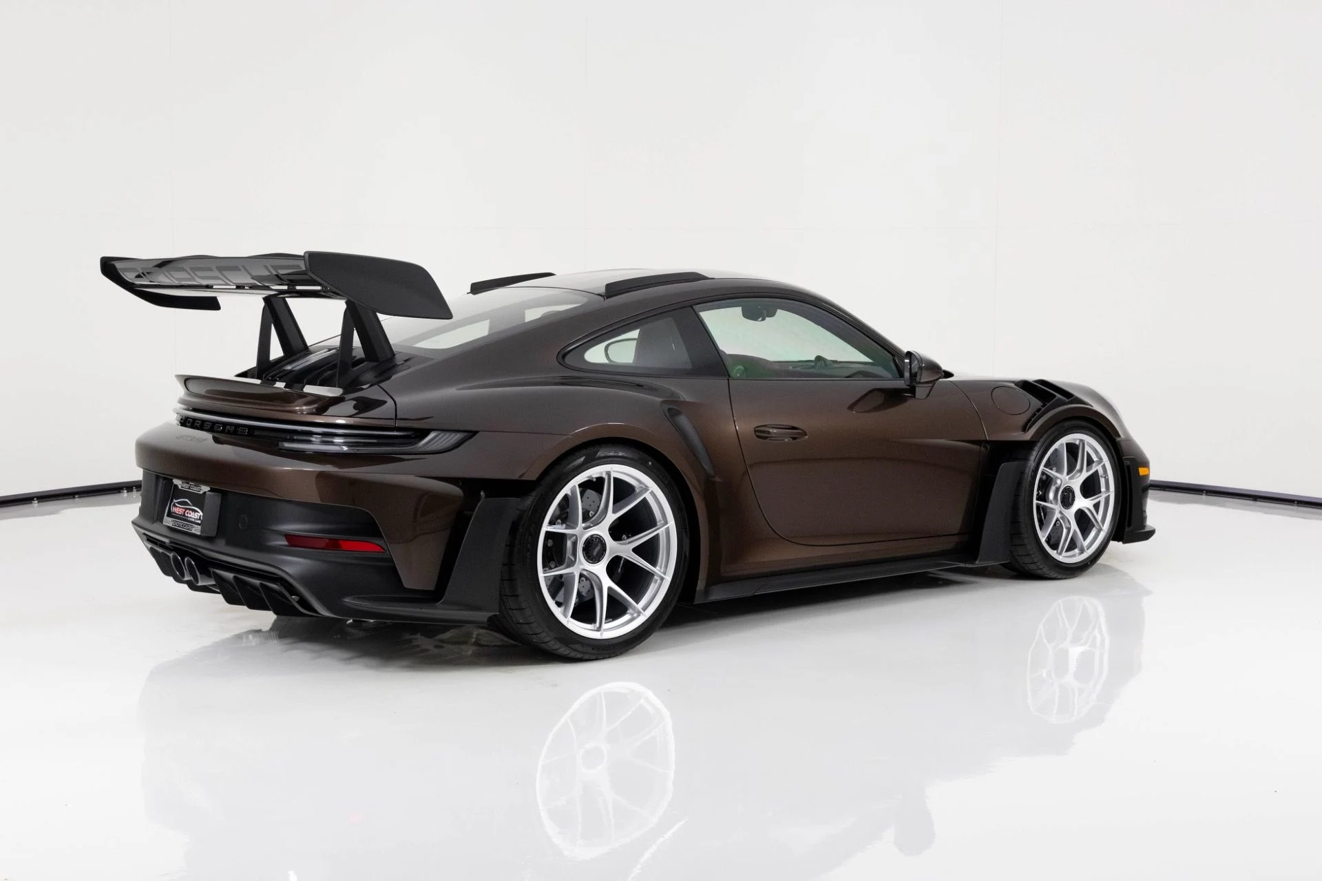 mph002_46794728_Used_2025_Porsche_911_GT_3_RS_1764185272_2ea61b9c40