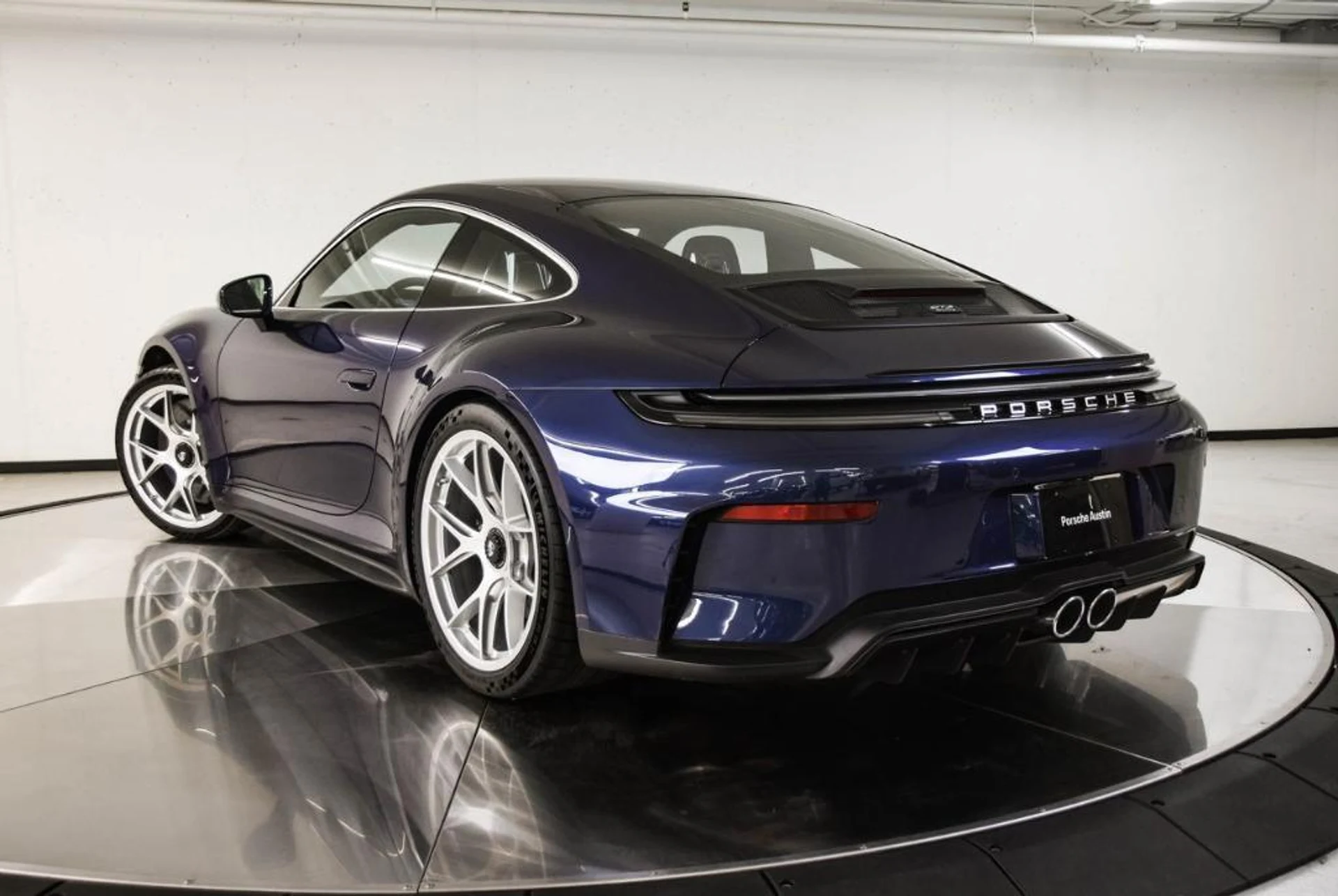 mph002_479072912_Wp_Ym_C0_JB_Zte_Ip_WK_7dd_Ejvl_S4_S6_Q_1a23d46e3b