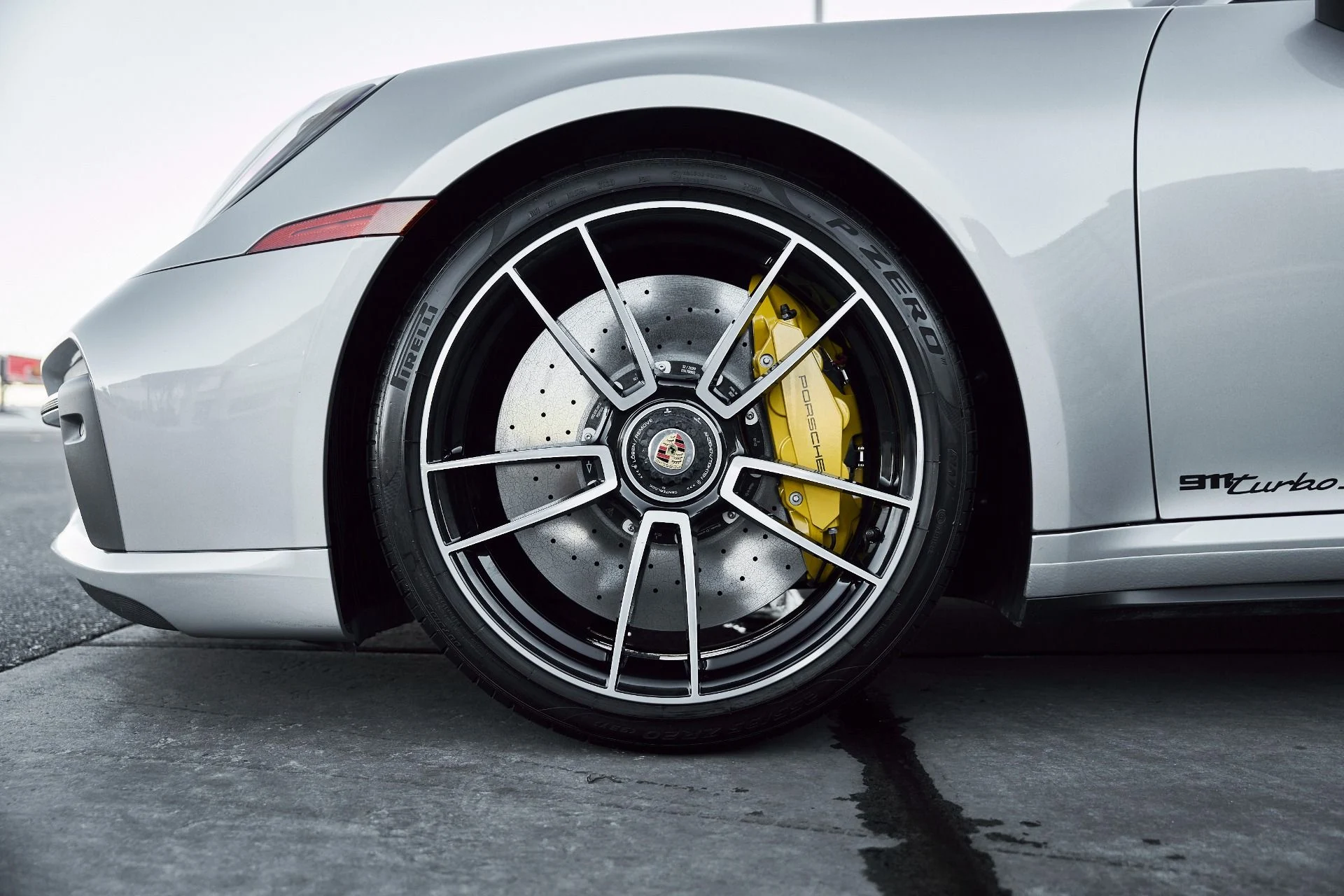 mph002_479445843_Used_2021_Porsche_911_Turbo_S_1769305622_c07329287e