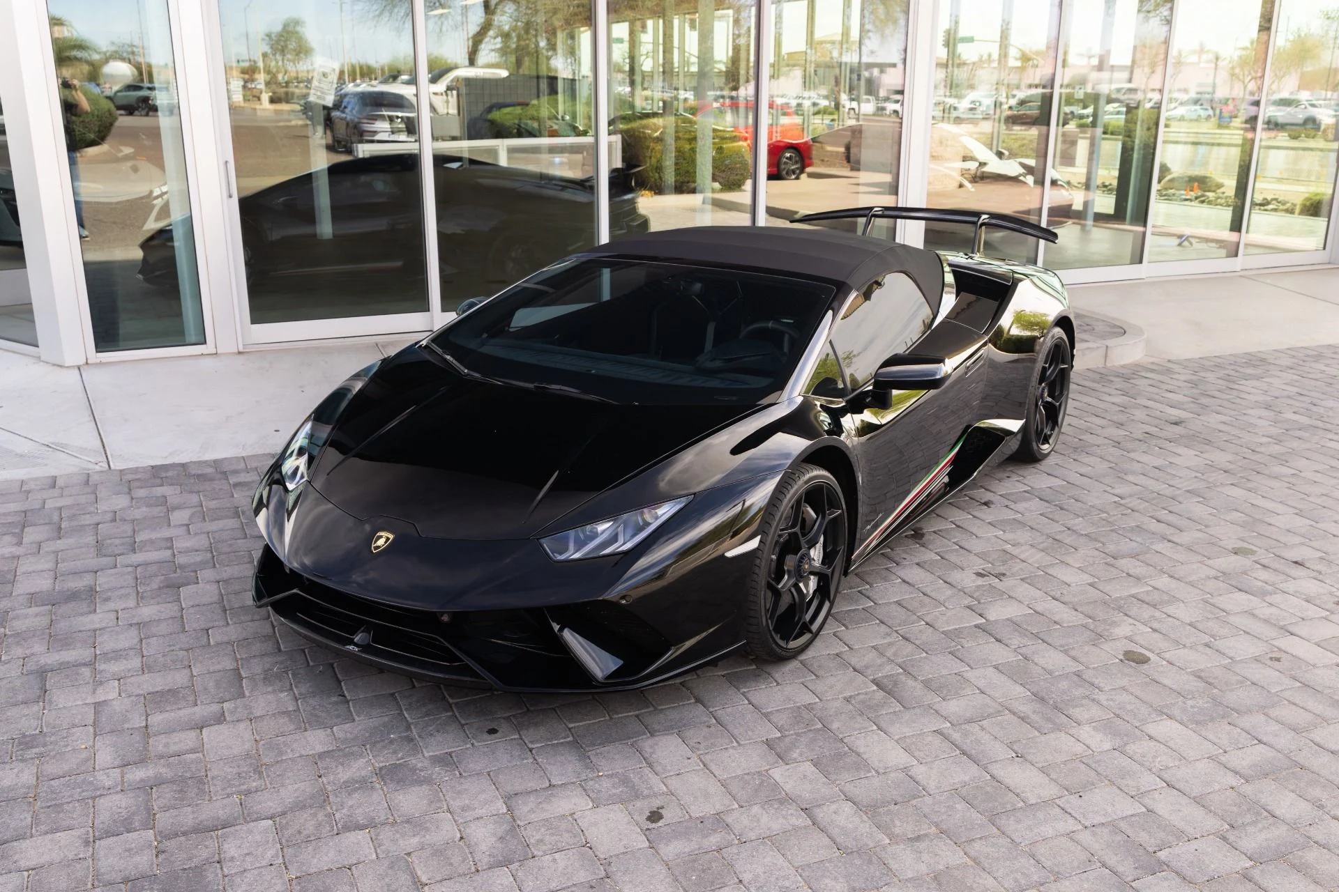 mph002_481755464_Used_2018_Lamborghini_Huracan_LP_640_4_Performante_Spyder_1772832591_f9b2963d92