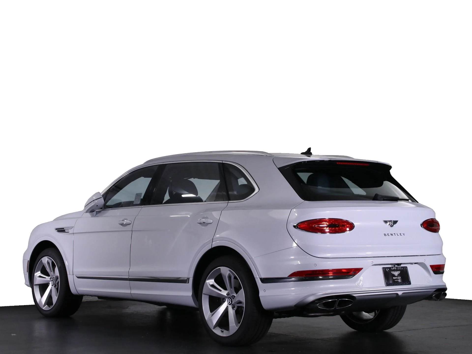 mph002_48239397_Used_2024_Bentley_Bentayga_EWB_1757480370_c3023e74e3