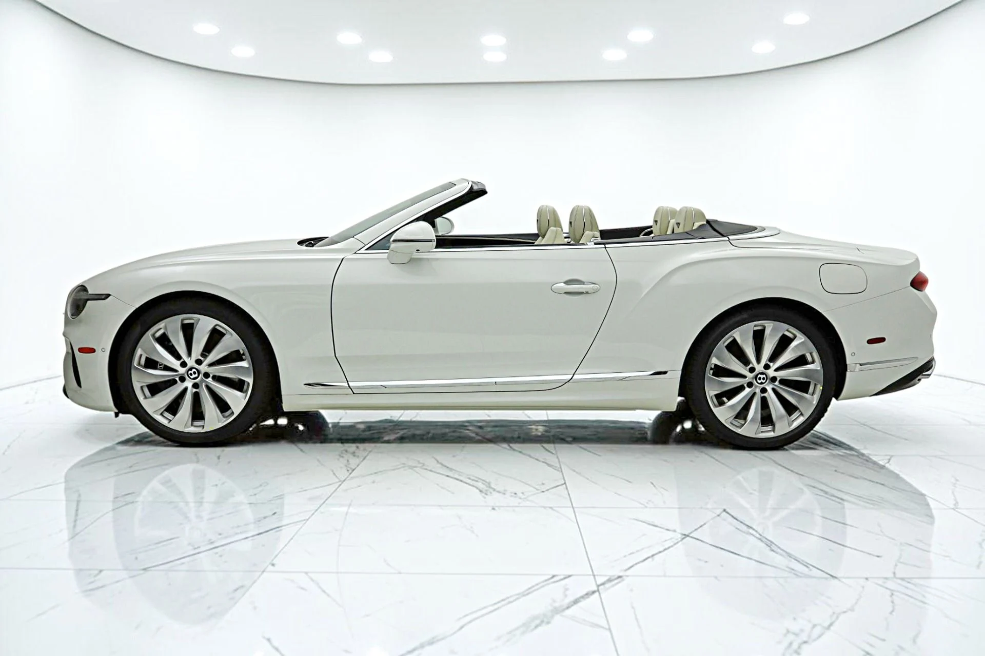 mph002_486860257_New_2026_Bentley_Continental_GTC_3be627f68f