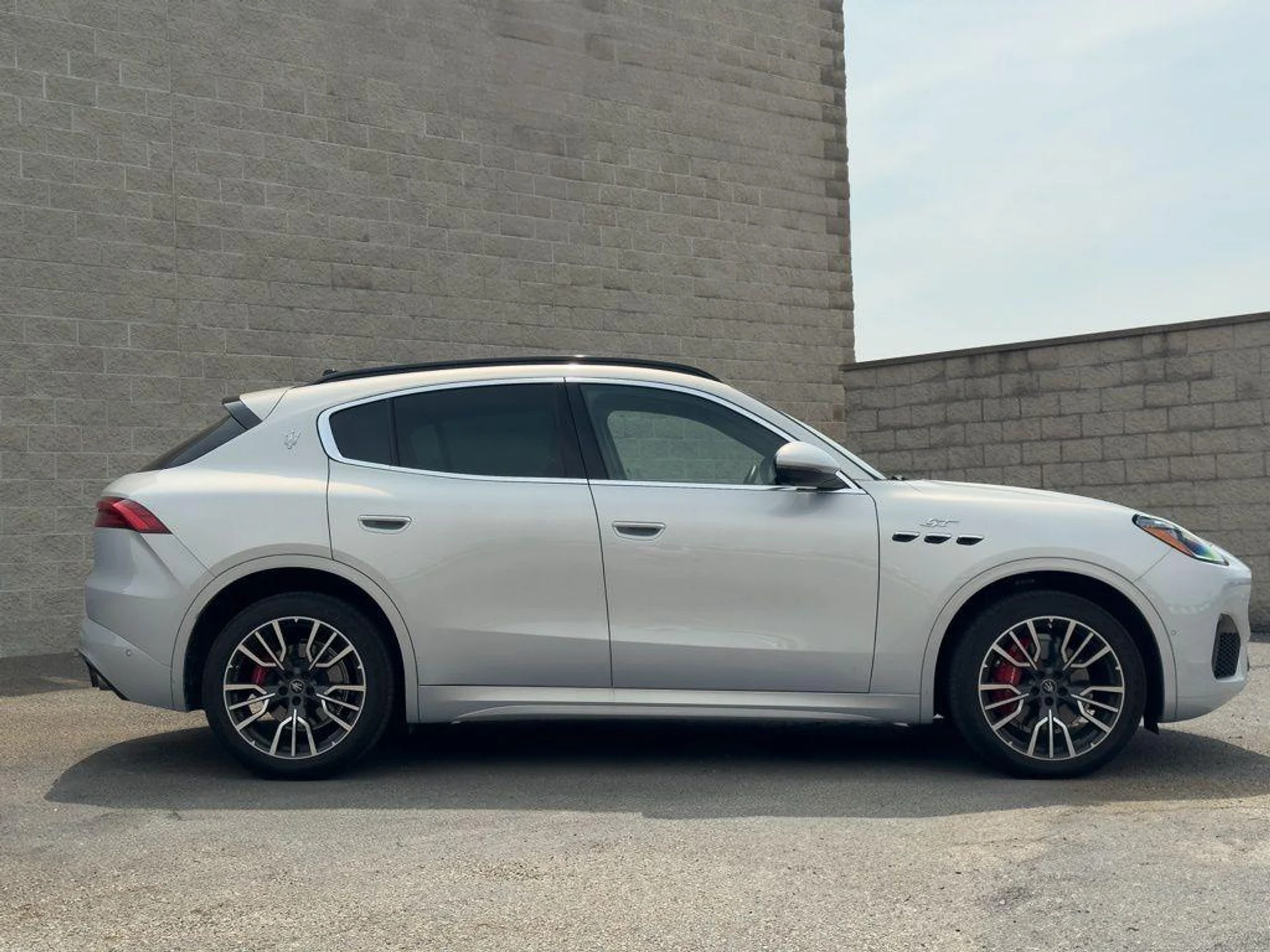 mph002_489598913_P_Ltw_Brkc_Wcdl_AN_Agk_R_Vzq_D_Yznv_E_d9107d843f