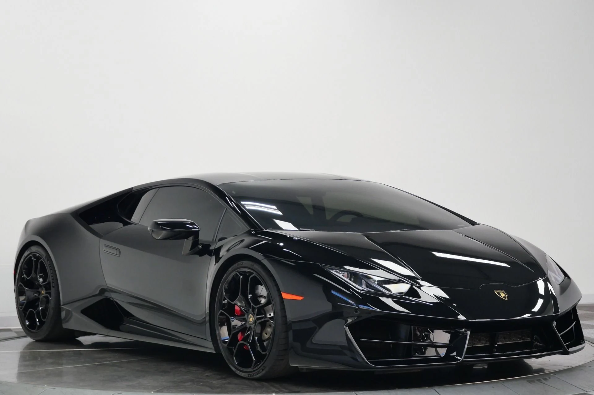 mph002_490181150_Used_2019_Lamborghini_Huracan_LP_580_2_Q_Citura_Interior_Giano_Wheels_571_HP_V10_1786034650_b5e74fb55d