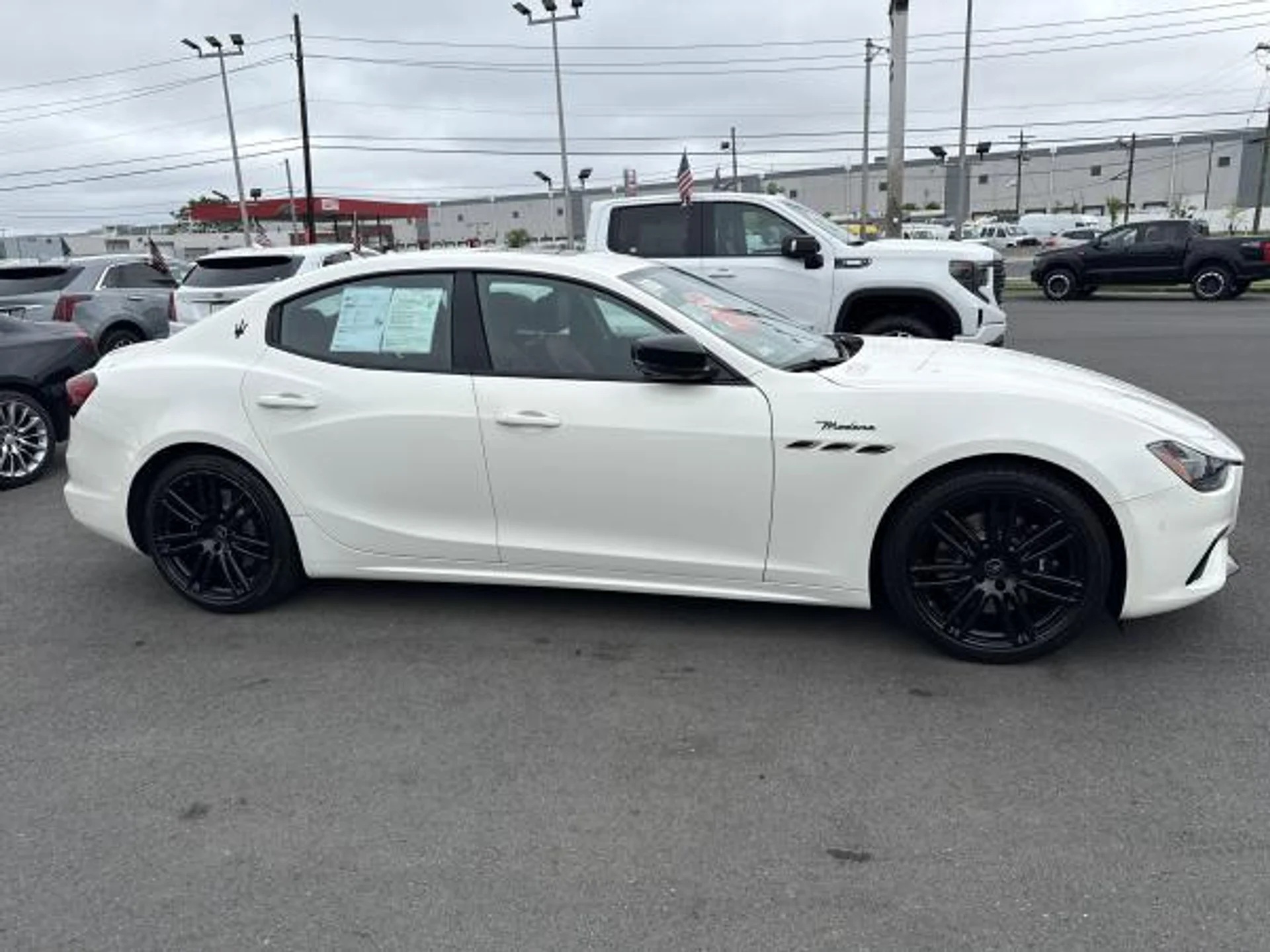 mph002_496128169_Used_2023_Maserati_Ghibli_Modena_Q4_372f5caf75