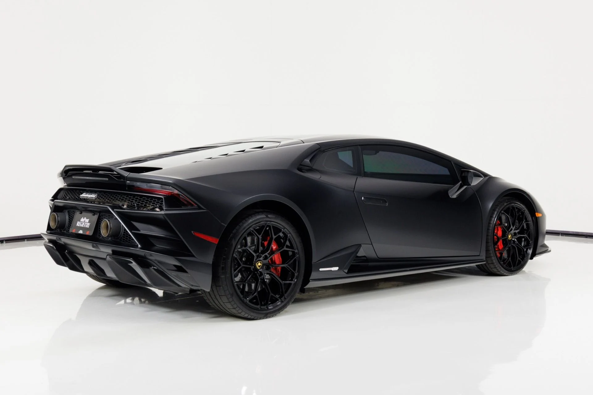 mph002_49834114_Used_2023_Lamborghini_Huracan_EVO_1790005613_666bc17fa6