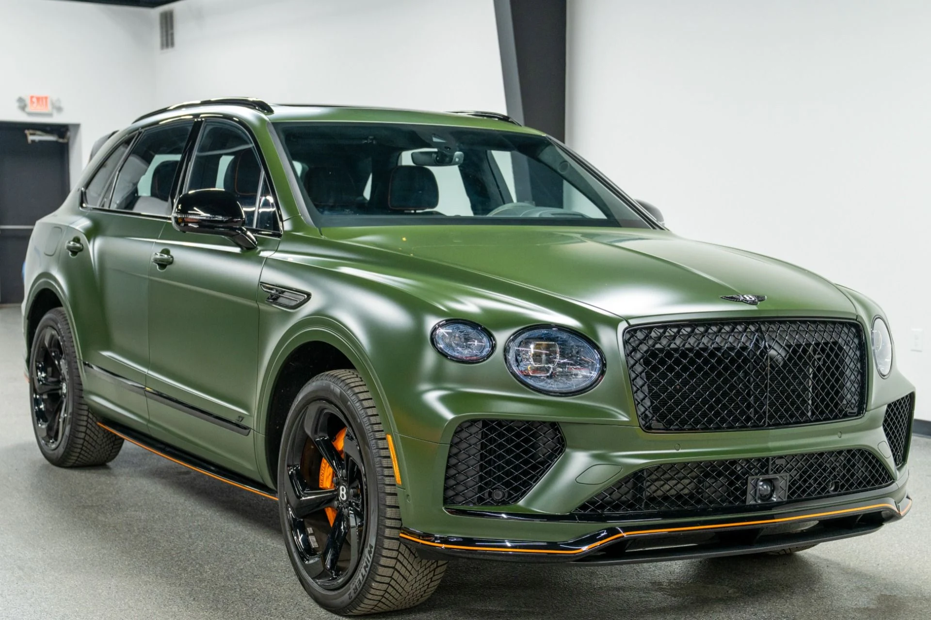 mph002_506257772_Used_2025_Bentley_Bentayga_S_Black_Edition_Factory_Matte_Paint_Full_PPF_292_K_MSRP_1768506308_d672035cef