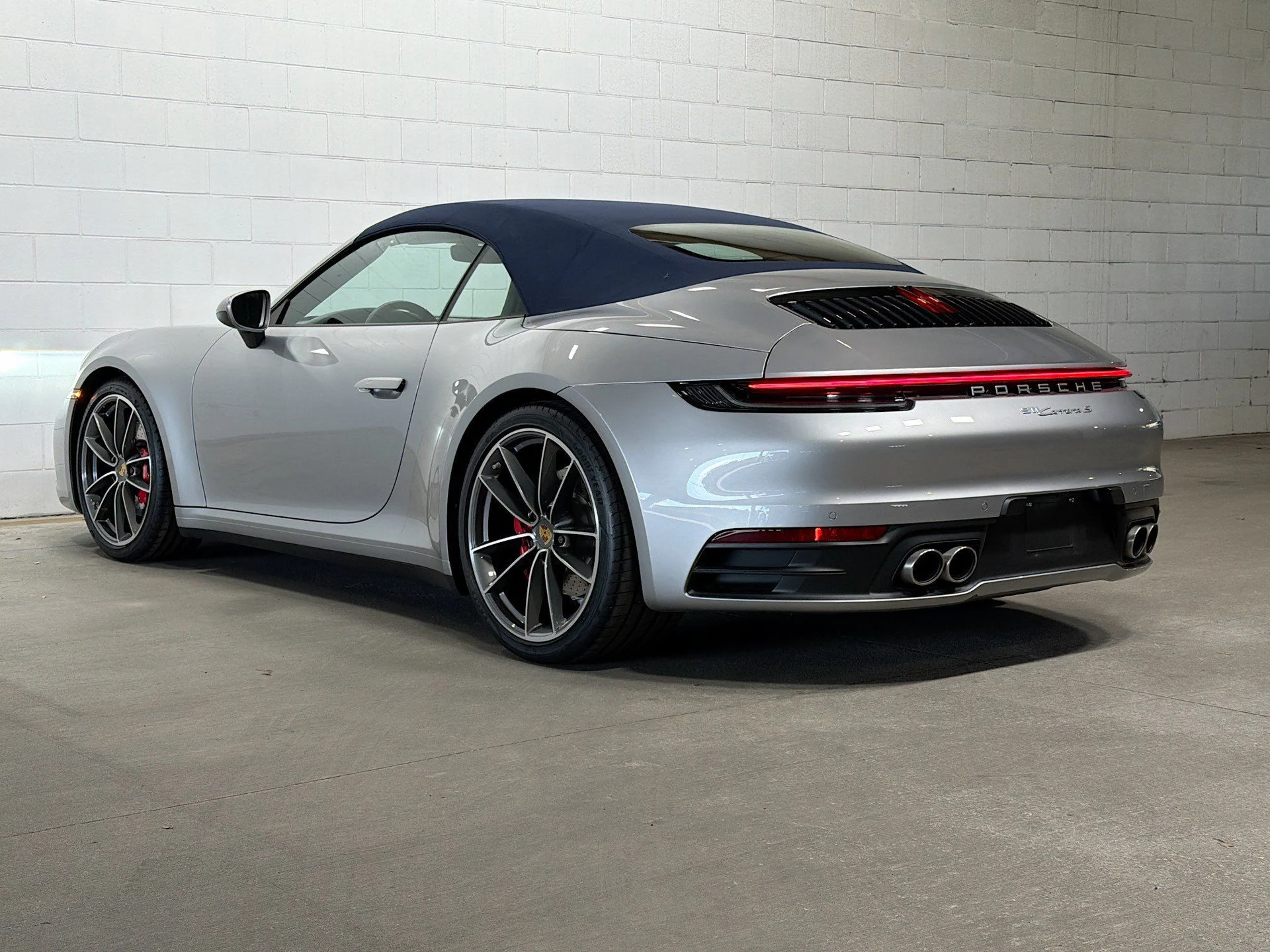 mph002_50814042_97438145f0c0731831285a15e637e1fa_9b0564b075