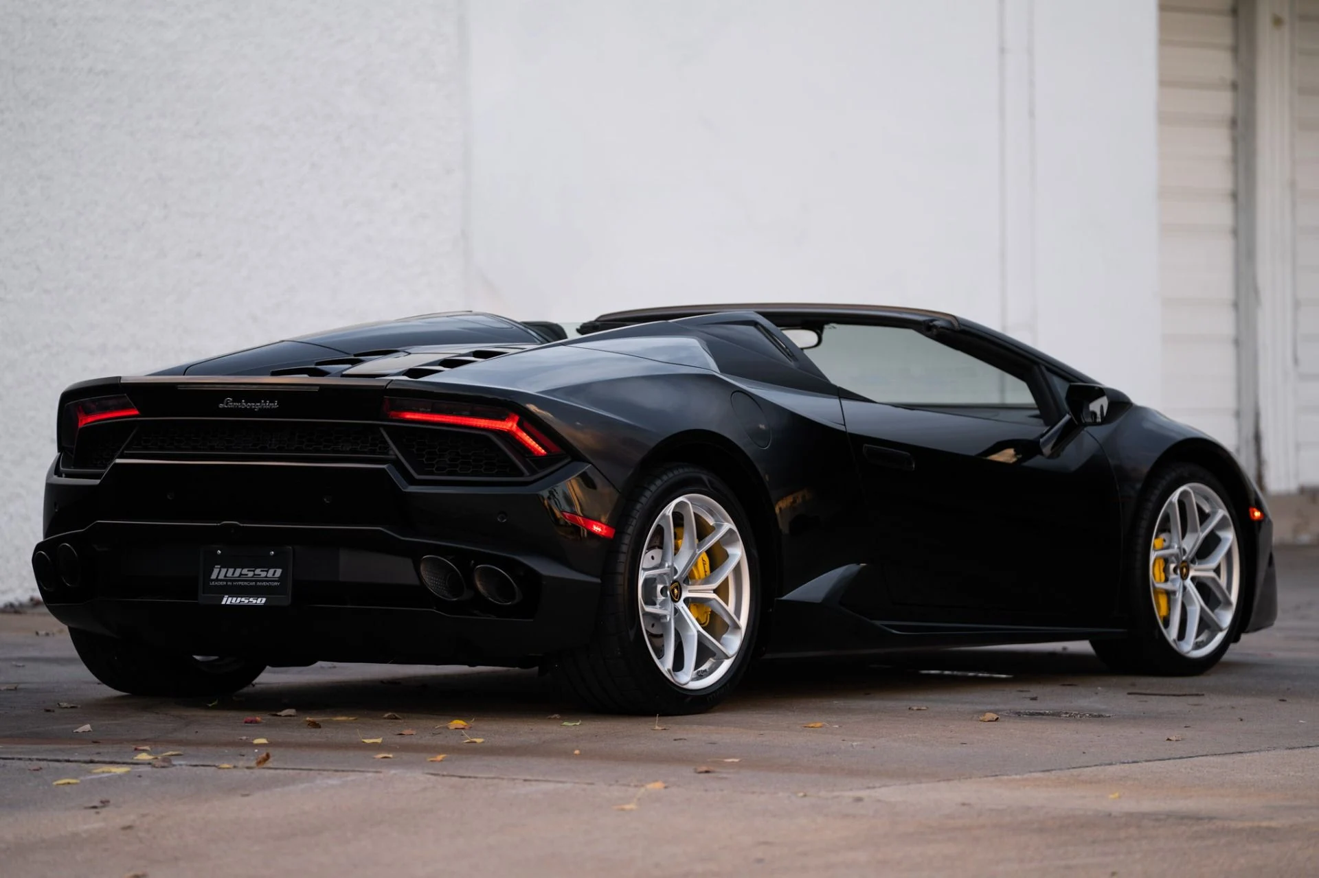 mph002_50966059_Used_2017_Lamborghini_Huracan_LP_580_2_Spyder_1766447716_9ee6579770