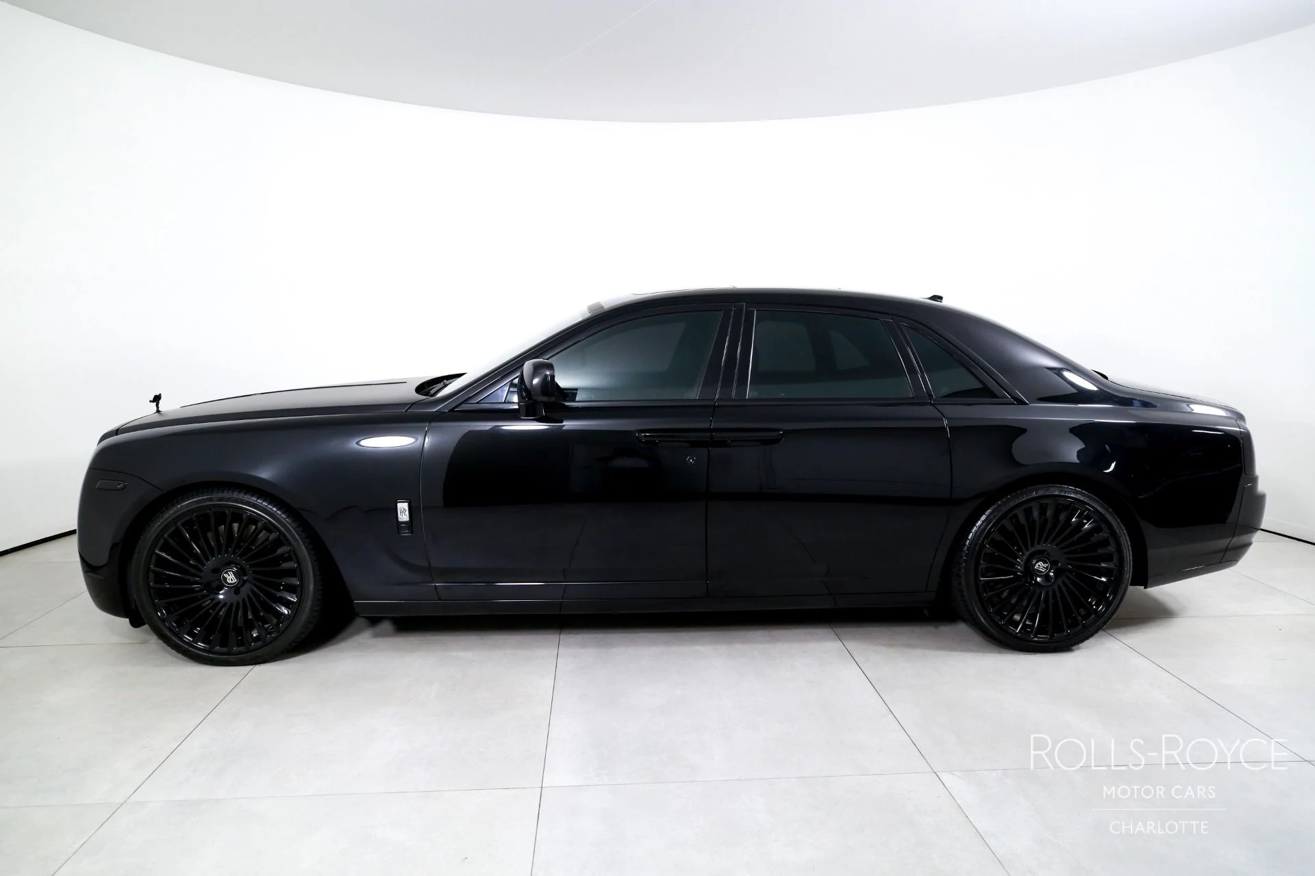 mph002_521006562_Used_2011_Rolls_Royce_Ghost_1781189542_fb3d25768d